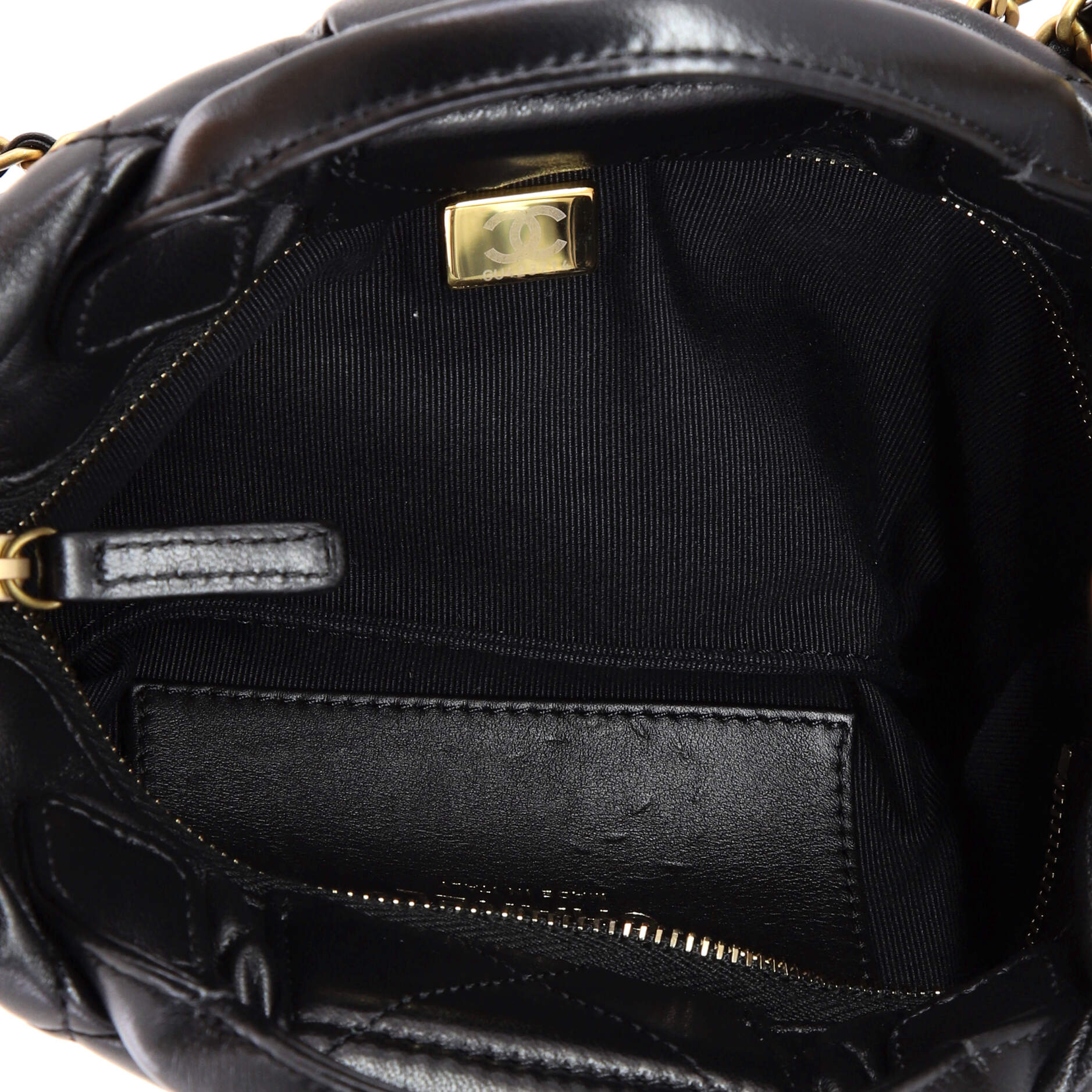 CC Bow Chain Shoulder Bag Quilted Leather Mini - Image 5