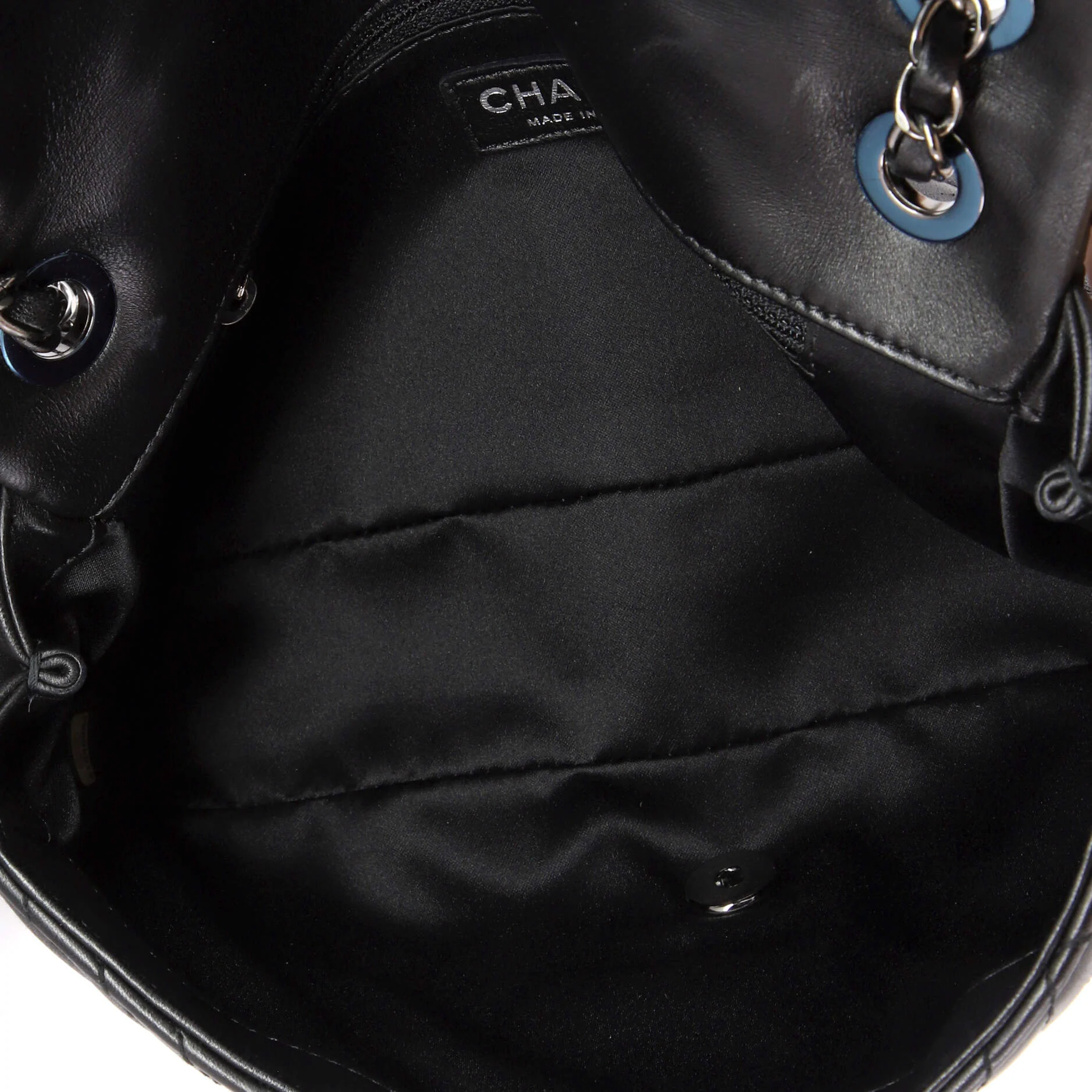 CC Crossing Flap Bag Chevron Lambskin Medium - Image 5