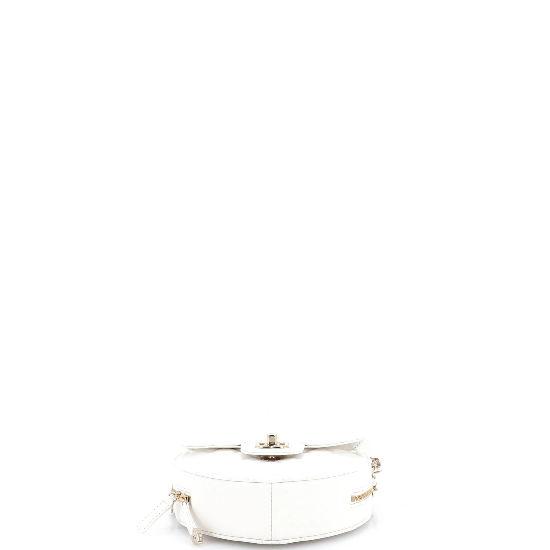 CC in Love Heart Bag Quilted Lambskin - Image 4