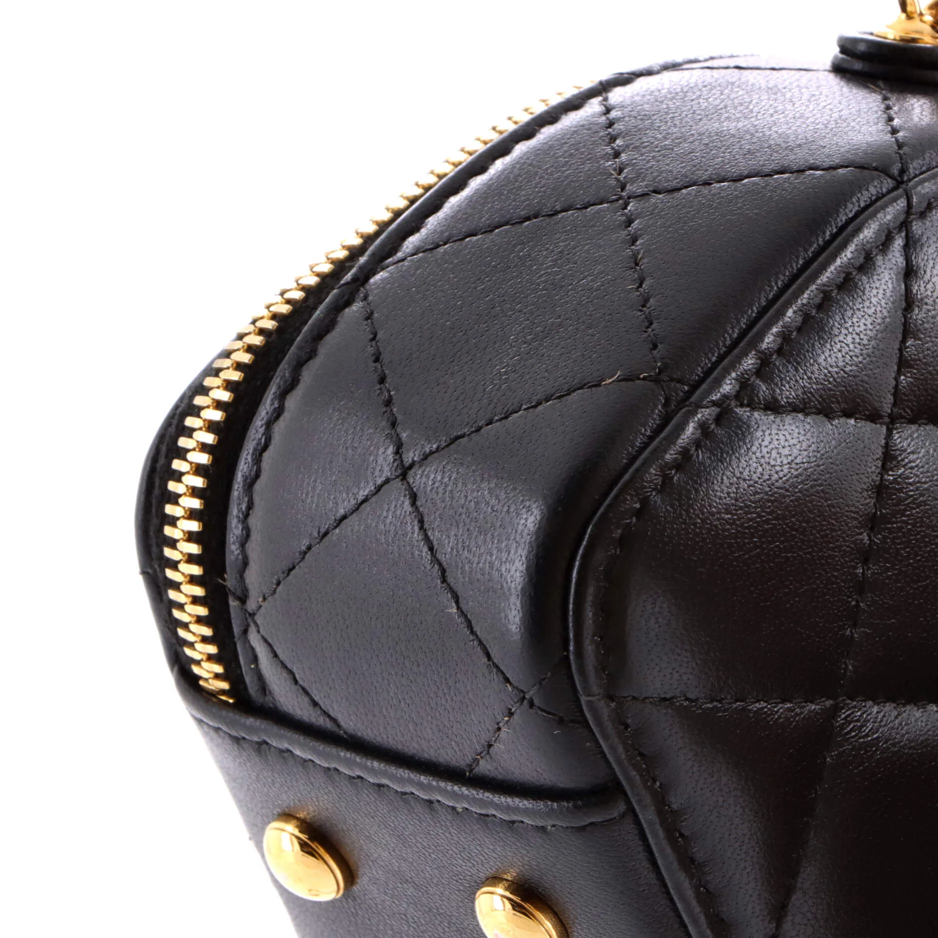 Chic Riviera Vanity Case with Chain Quilted Lambskin Mini - Image 6