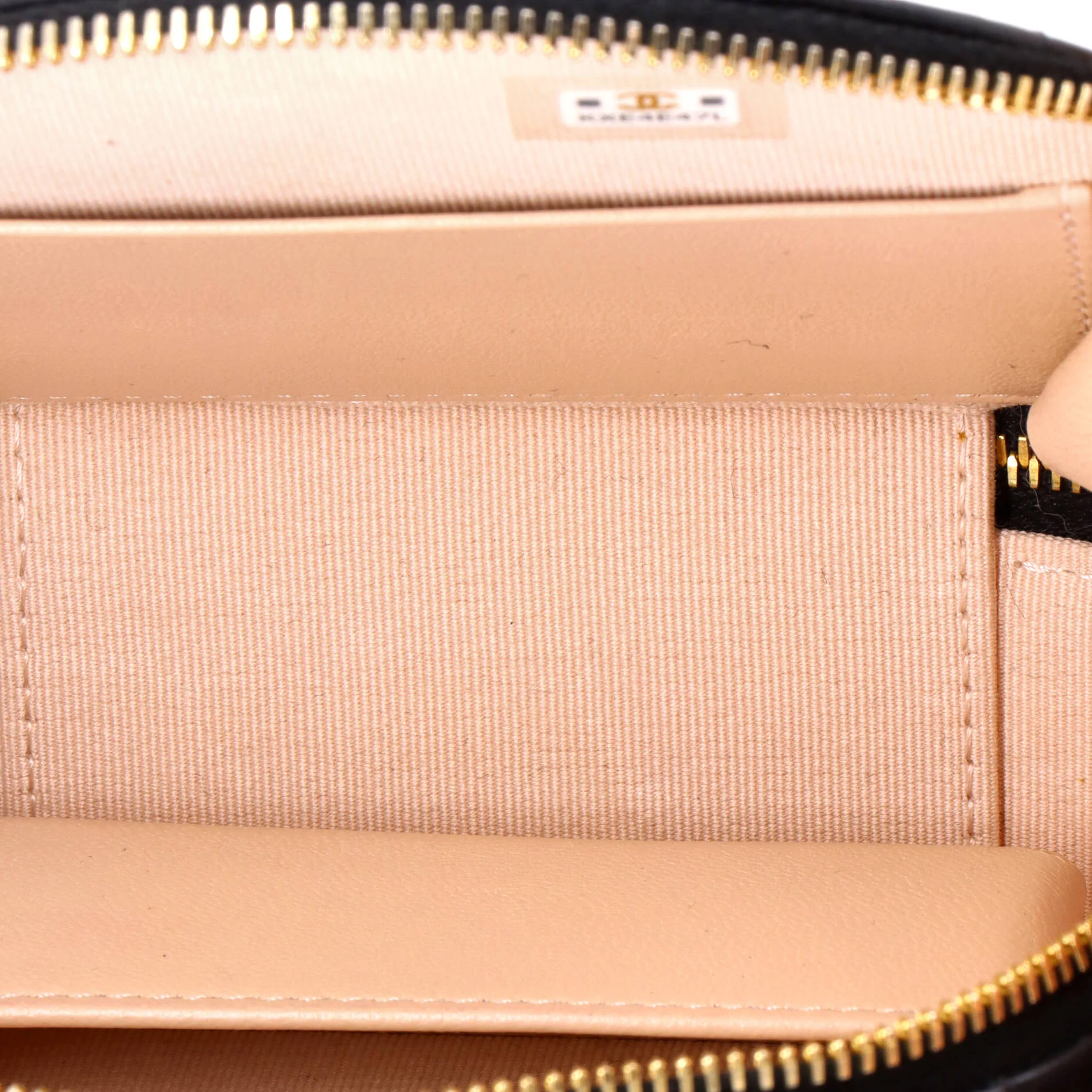Chic Riviera Vanity Case with Chain Quilted Lambskin Mini - Image 5