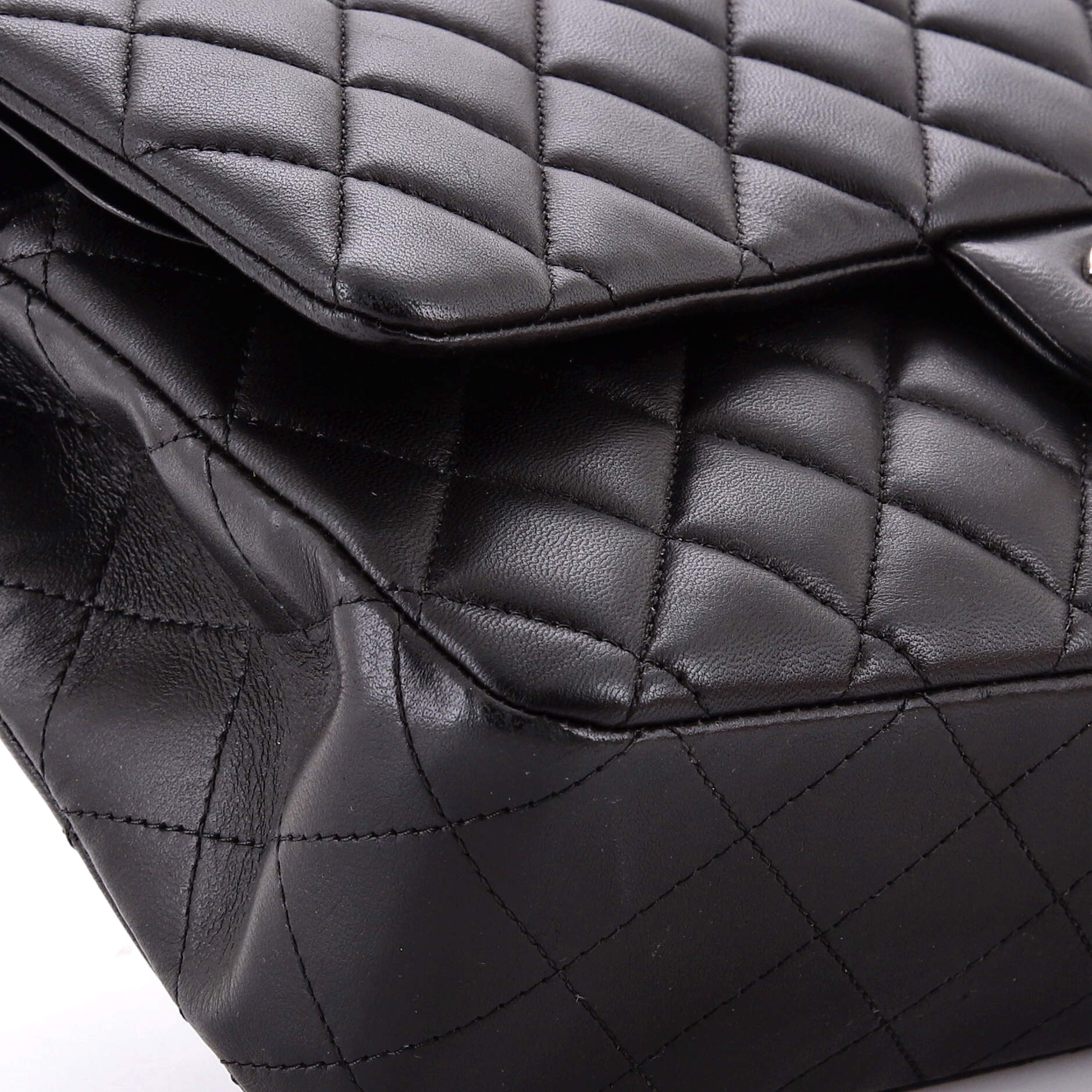 Classic Double Flap Bag Quilted Lambskin Medium - Image 6