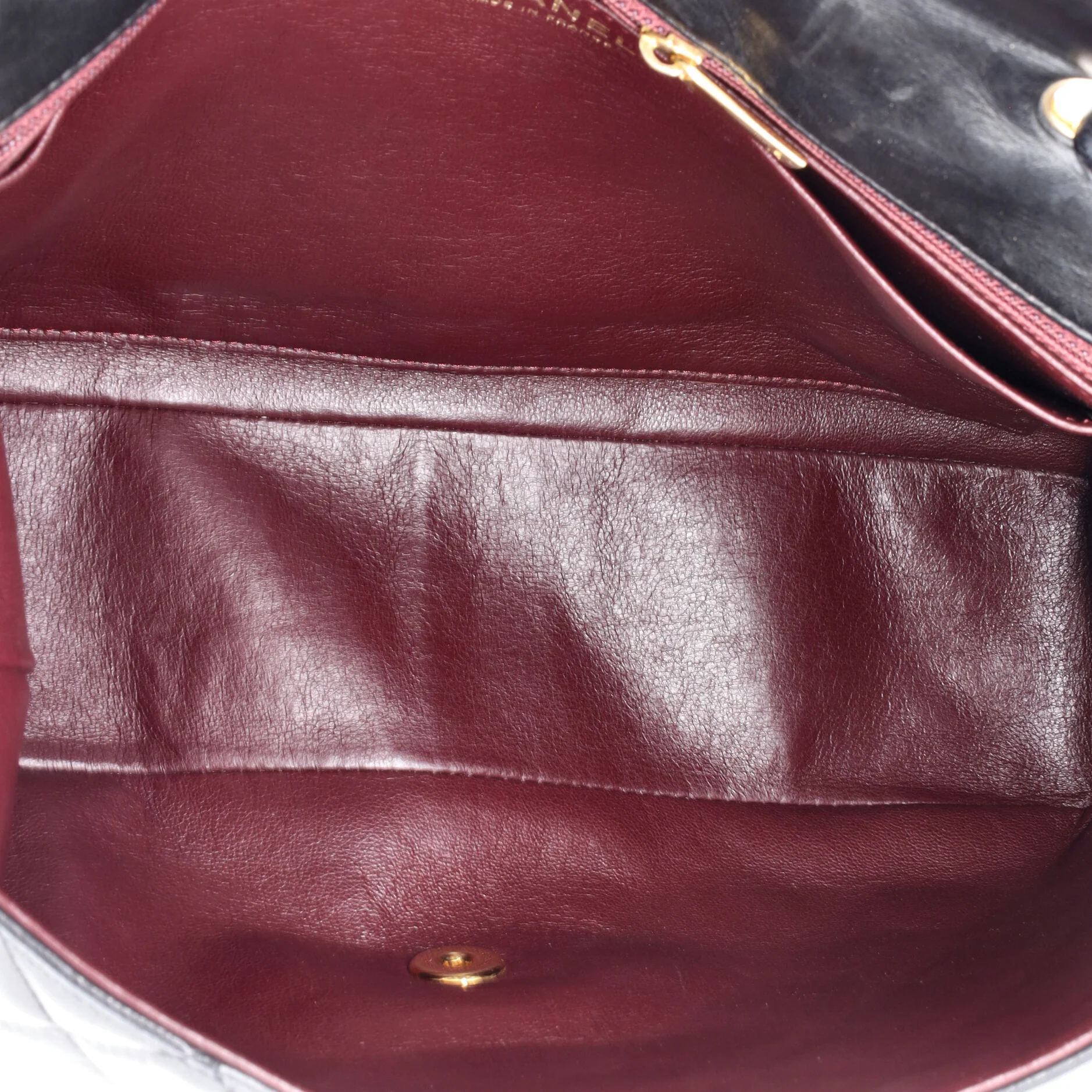 Classic Single Flap Bag Quilted Lambskin Jumbo - Image 5