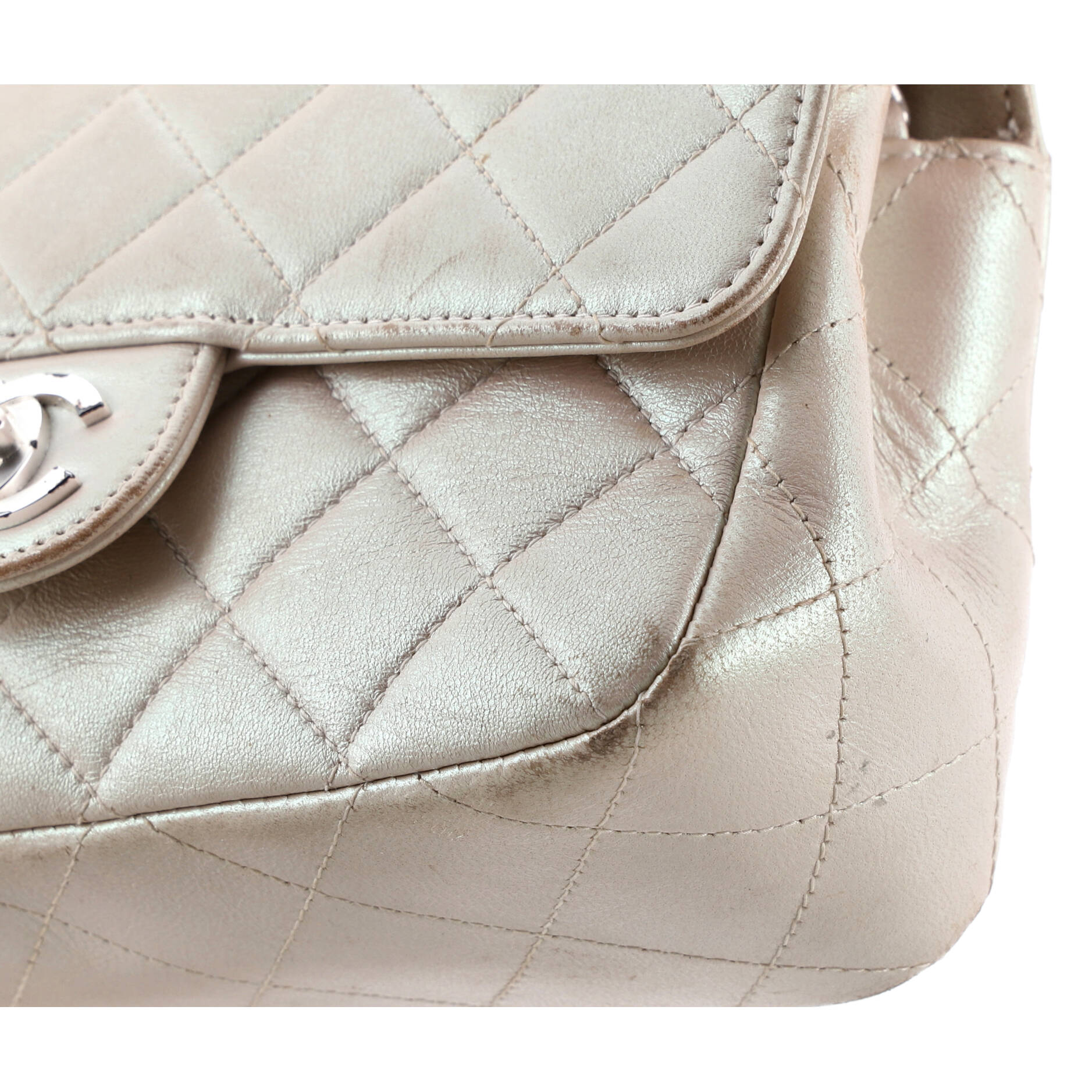 Classic Single Flap Bag Quilted Lambskin Mini - Image 7