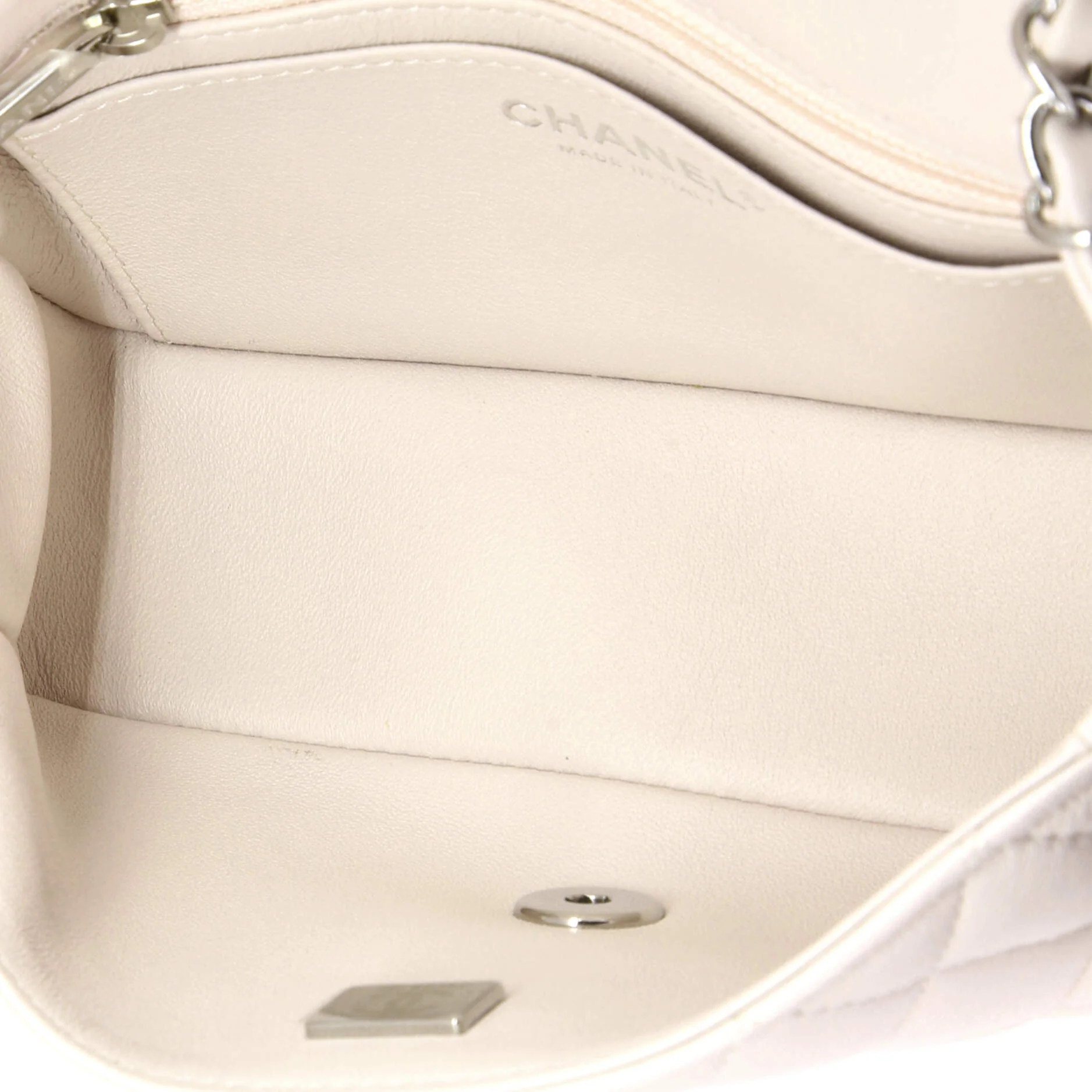 Classic Single Flap Bag Quilted Lambskin Mini - Image 5