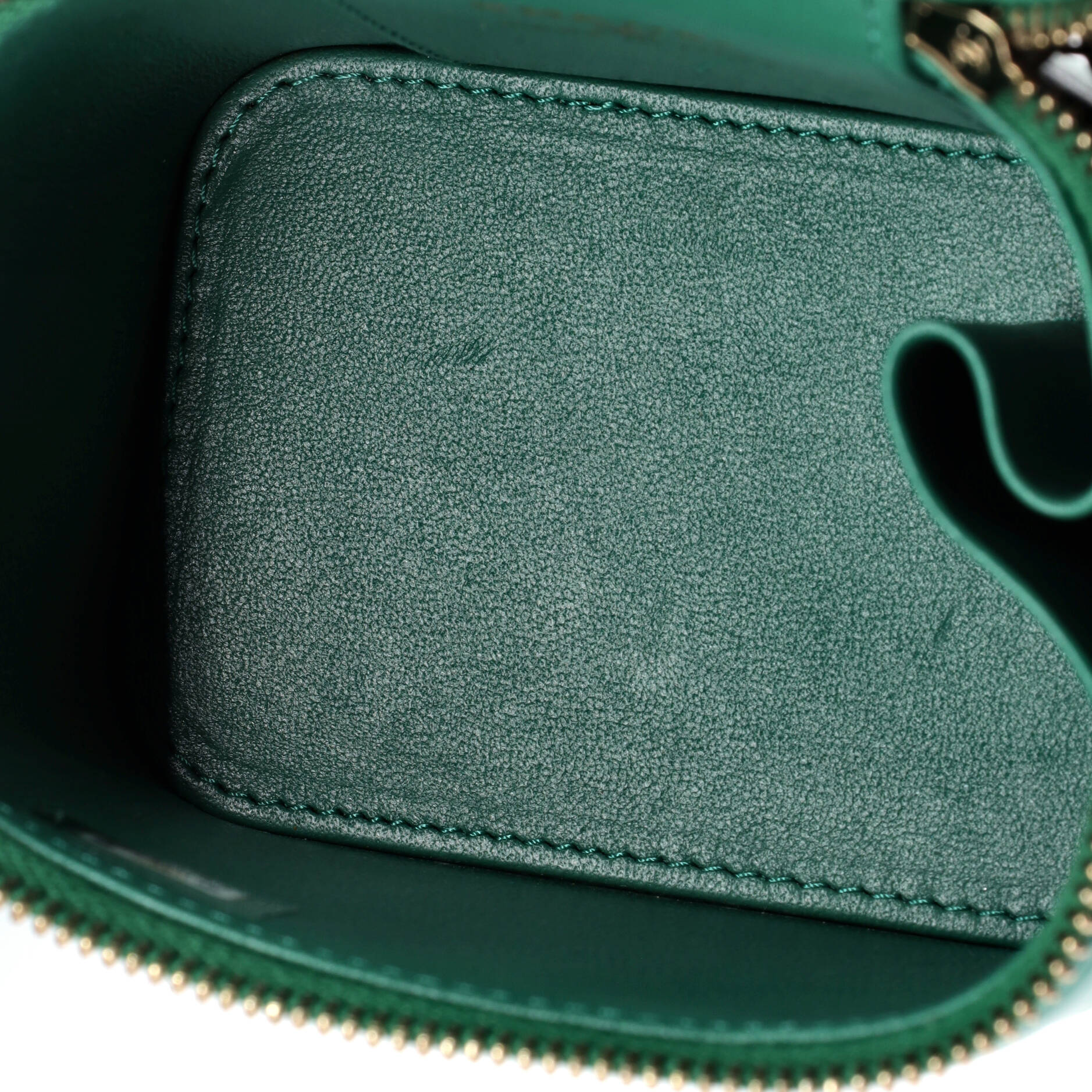 Classic Top Handle Vanity Case with Chain Quilted Lambskin Mini - Image 5