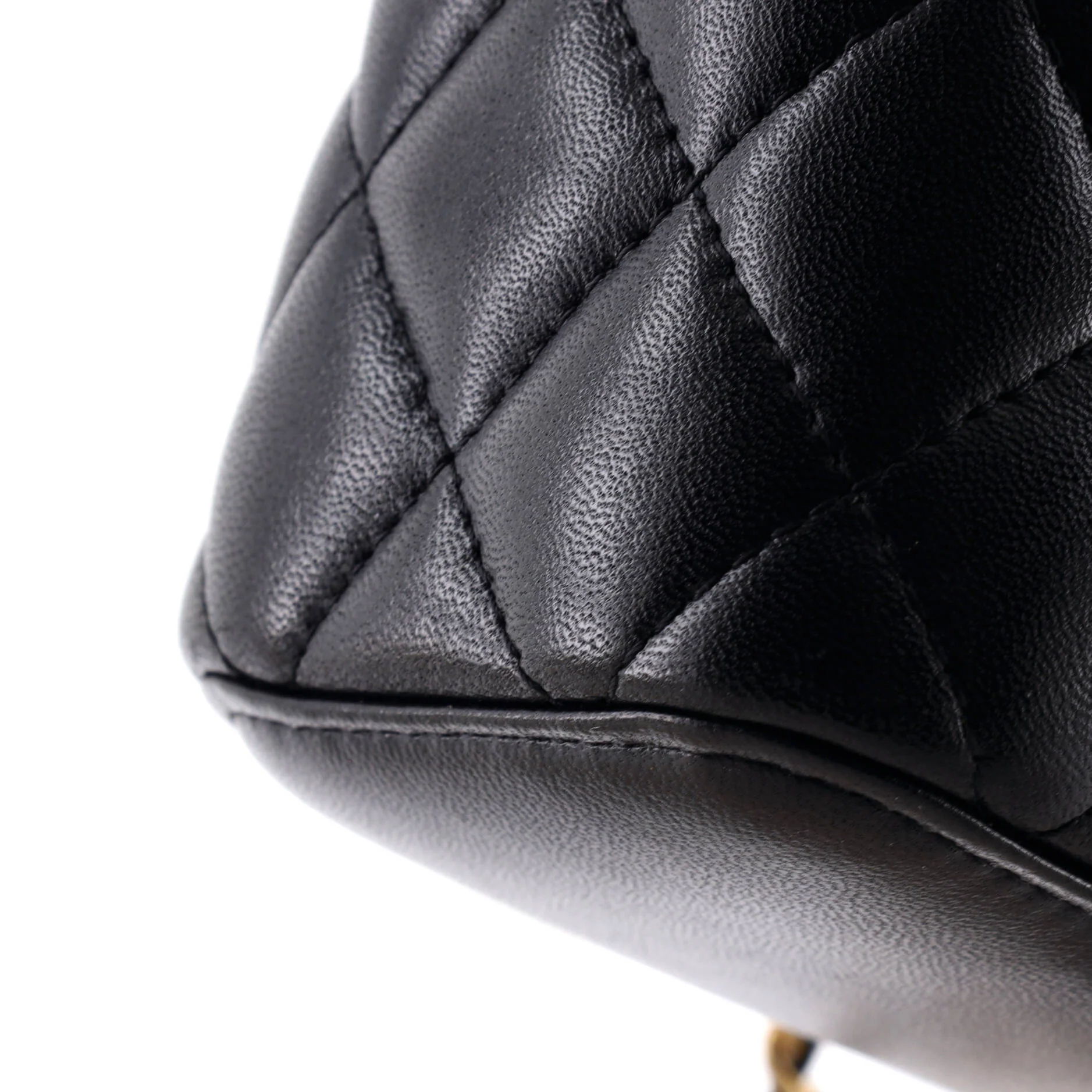 Classic Top Handle Vanity Case with Chain Quilted Lambskin Mini - Image 7
