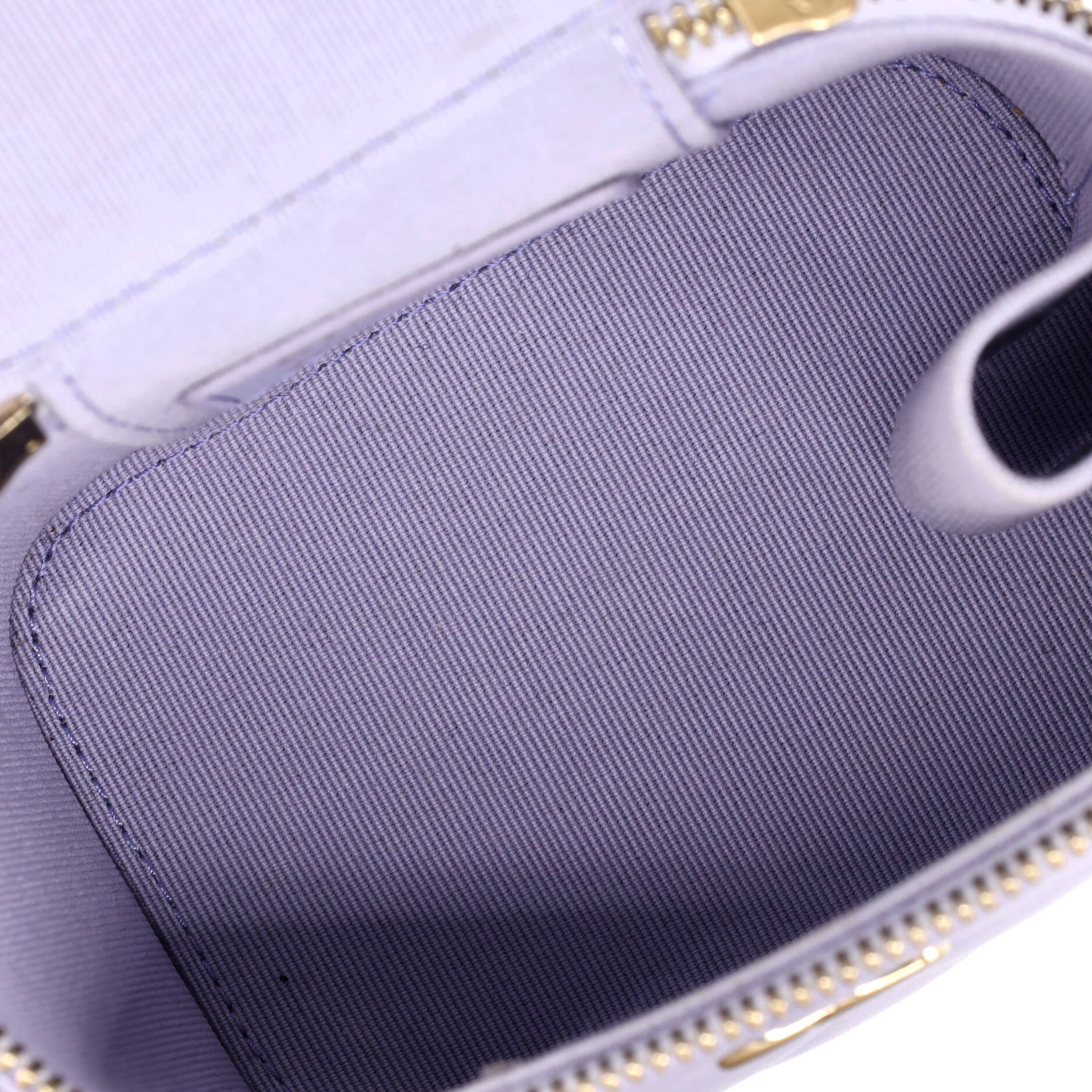 Classic Top Handle Vanity Case with Chain Quilted Lambskin Mini - Image 5