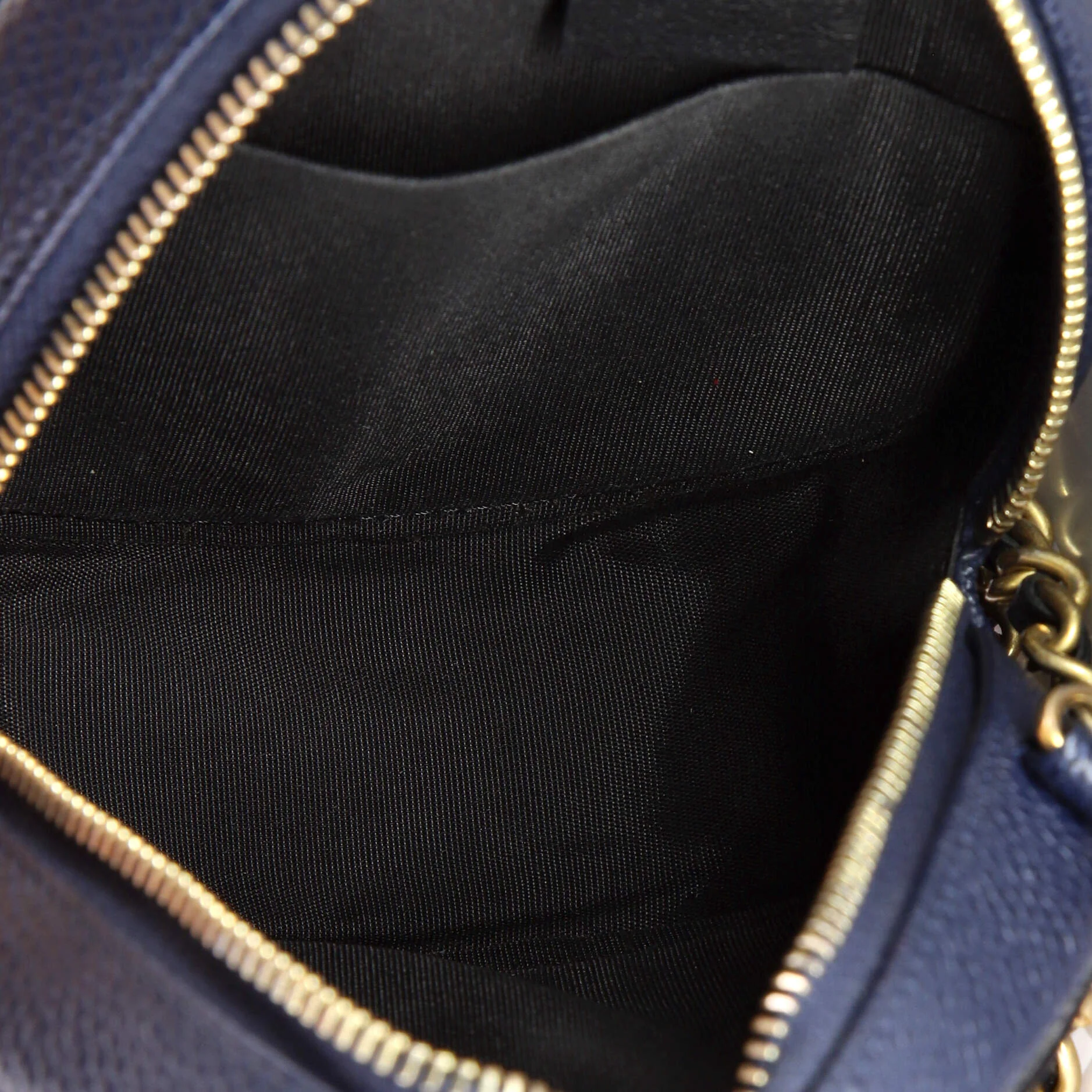 Filigree Round Clutch with Chain Quilted Caviar Mini - Image 5