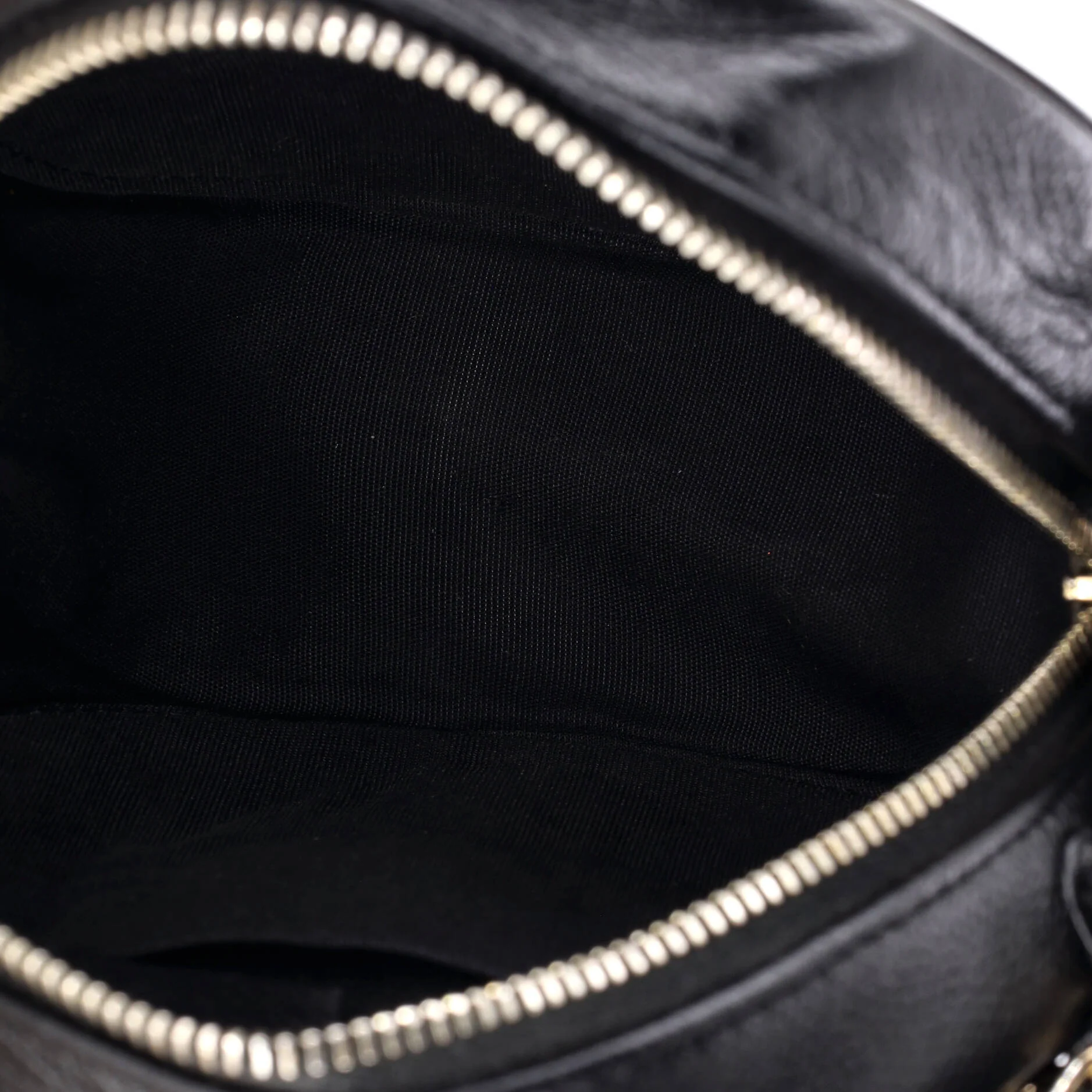Filigree Round Clutch with Chain Quilted Caviar Mini - Image 5