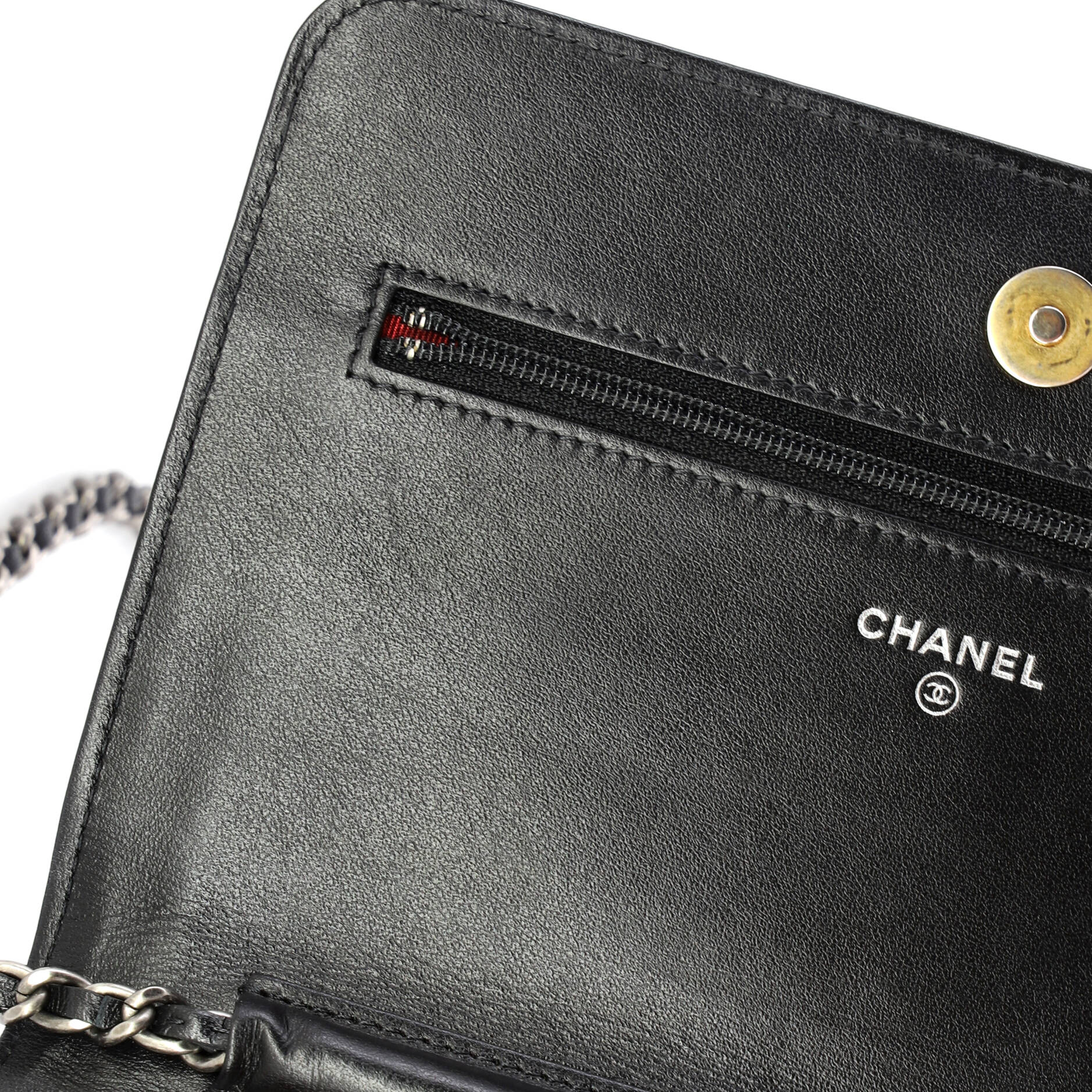 Gabrielle Wallet on Chain Chevron Aged Calfskin - Image 8