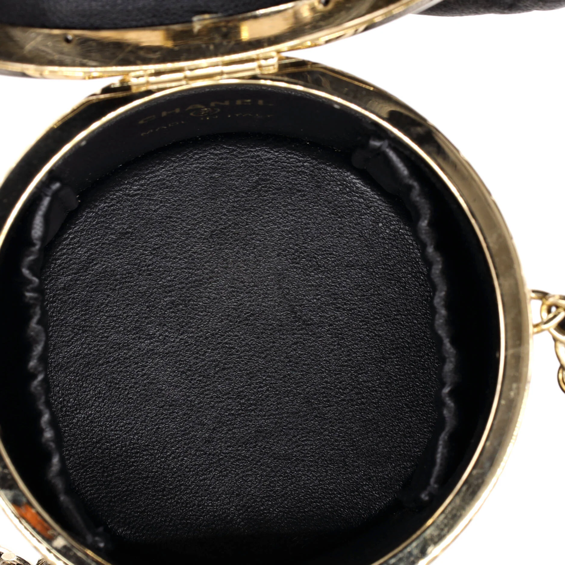 Lock Frame Round Vanity Case with Chain Quilted Lambskin Mini - Image 5