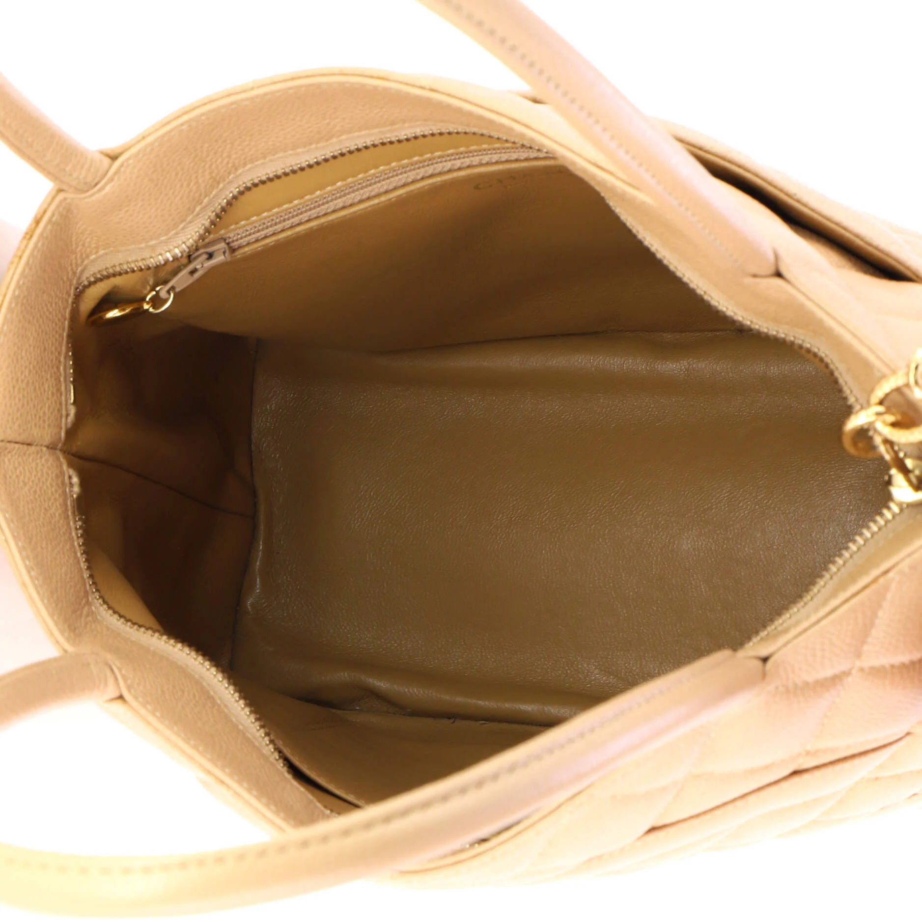 Medallion Tote Quilted Caviar - Image 5