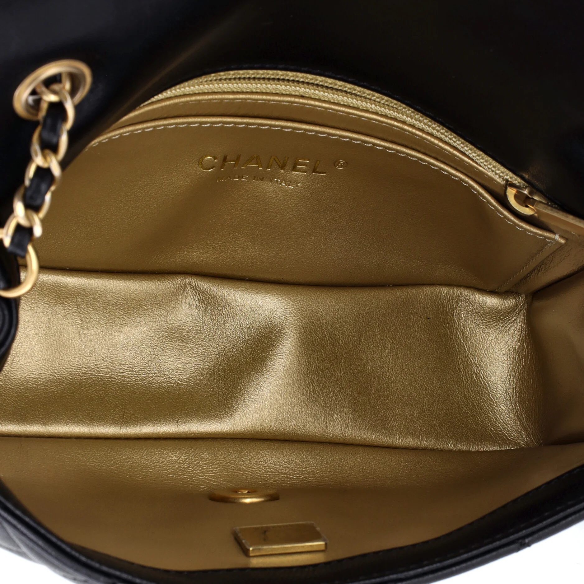 Pearl Crush Flap Bag Quilted Lambskin Mini - Image 5