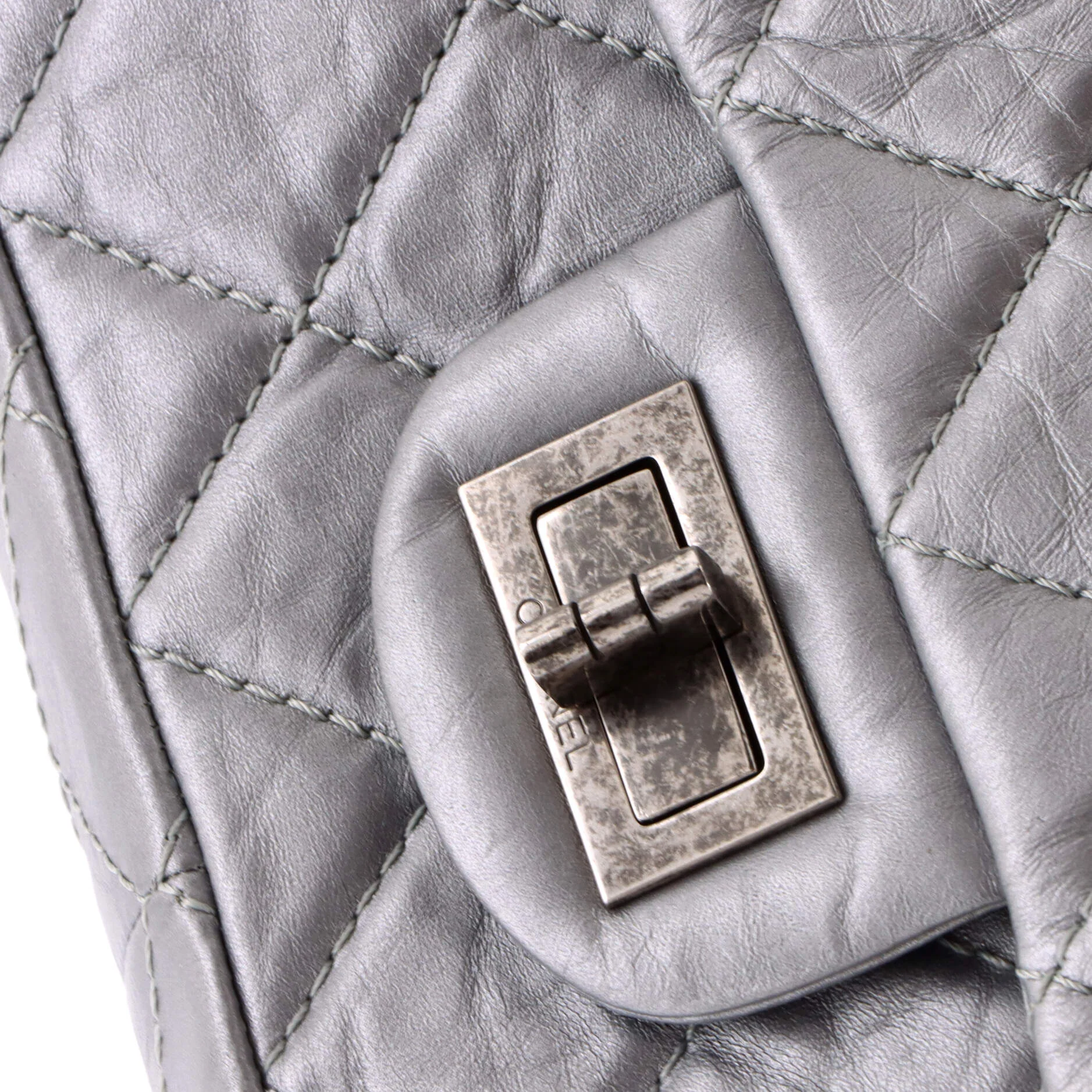 Reissue 2.55 Flap Bag Quilted Aged Calfskin 227 - Image 8