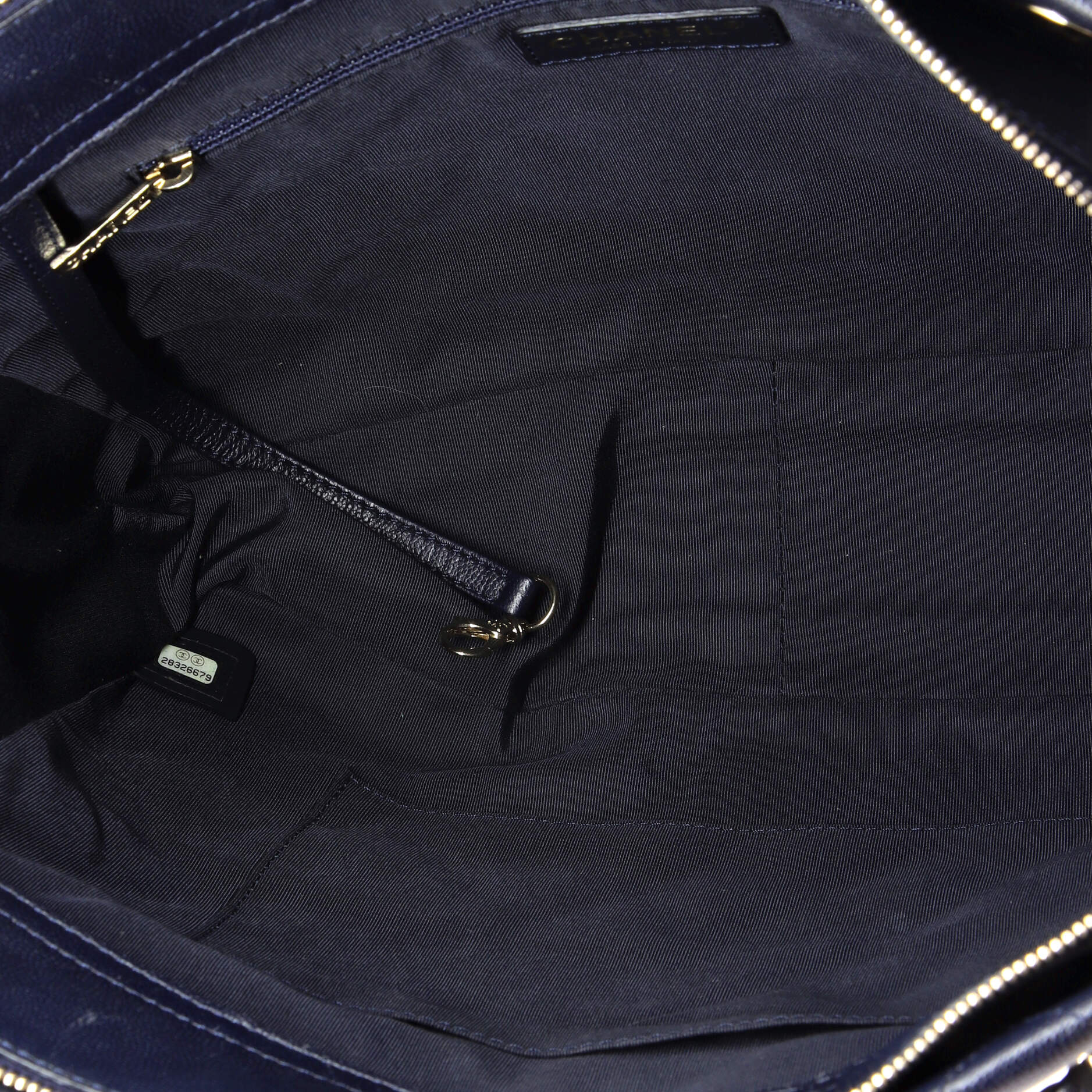 Rolled Up Tote Quilted Caviar - Image 5