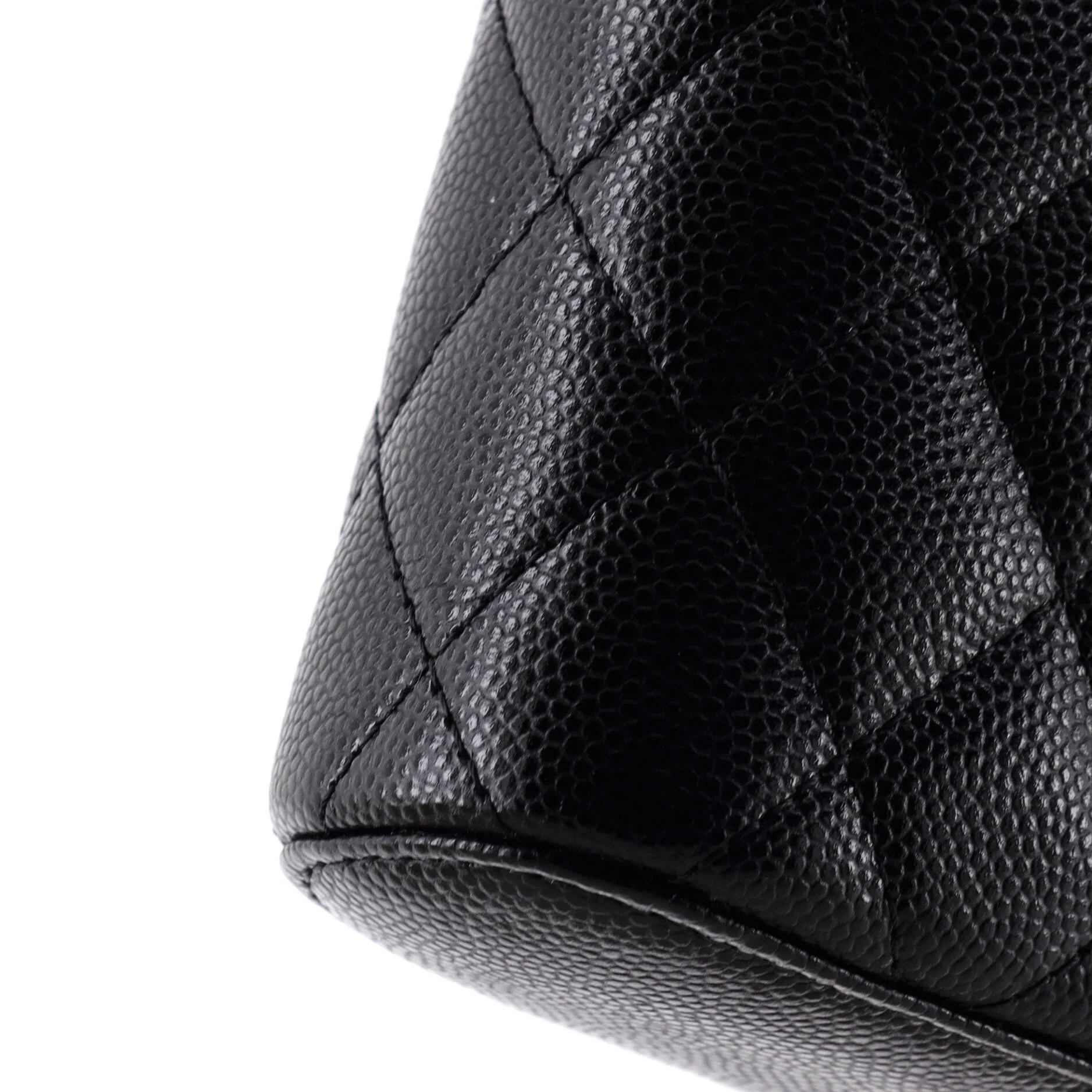 Vertical Classic Vanity Case with Chain Quilted Caviar Small - Image 7