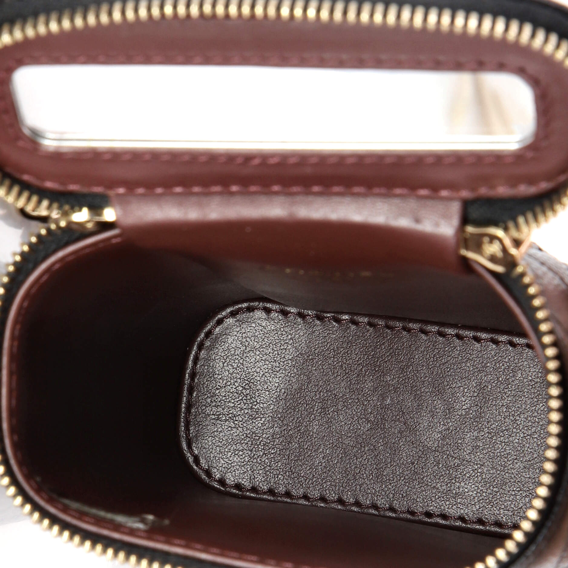Vertical Classic Vanity Case with Chain Quilted Caviar Small - Image 5