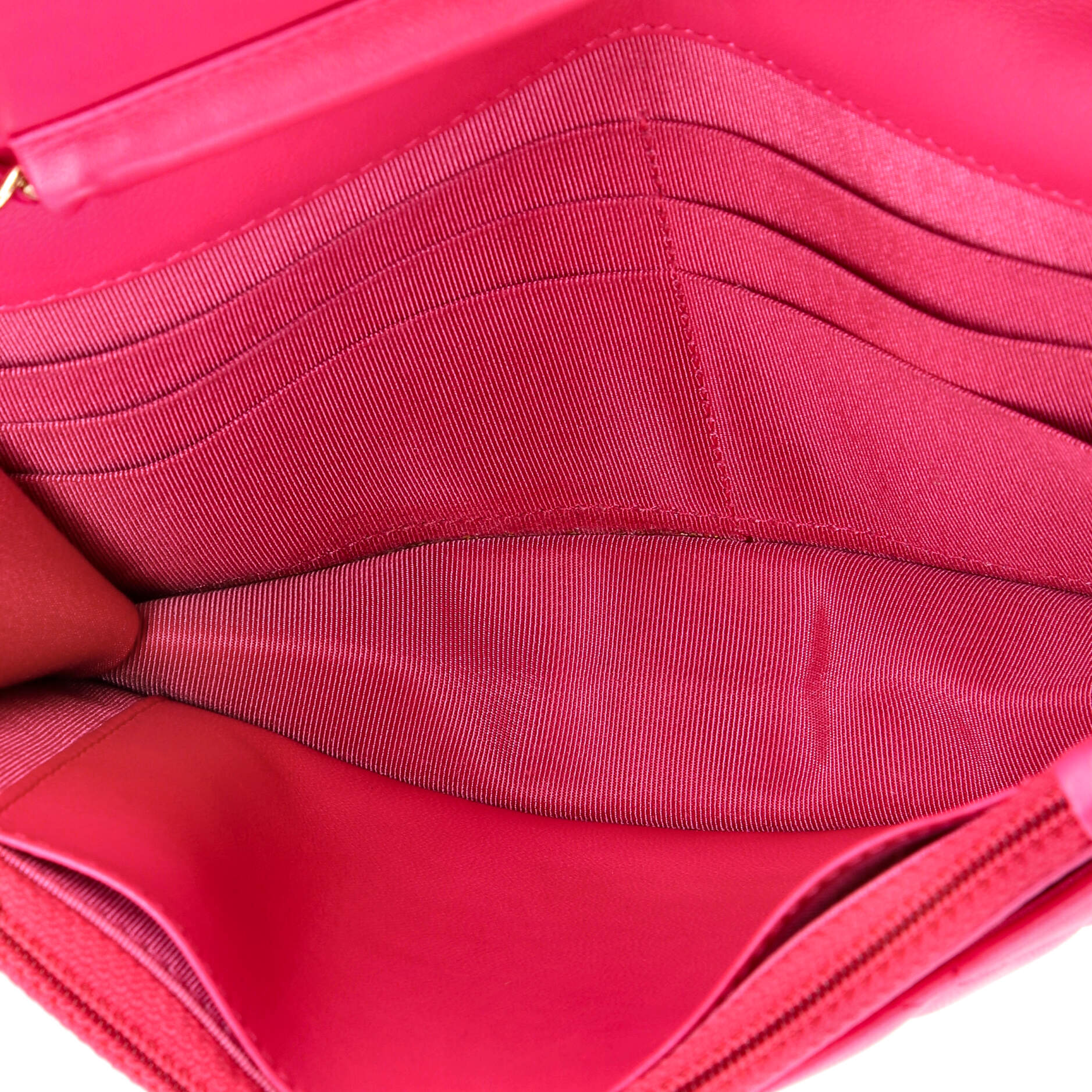 Wallet on Chain Quilted Lambskin - Image 5
