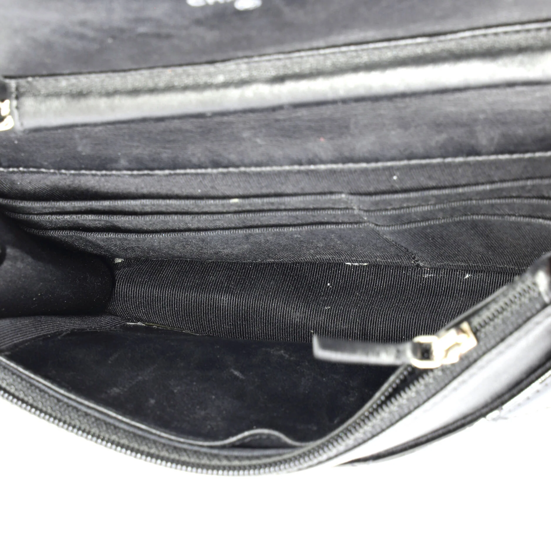 Wallet on Chain Quilted Patent - Image 5