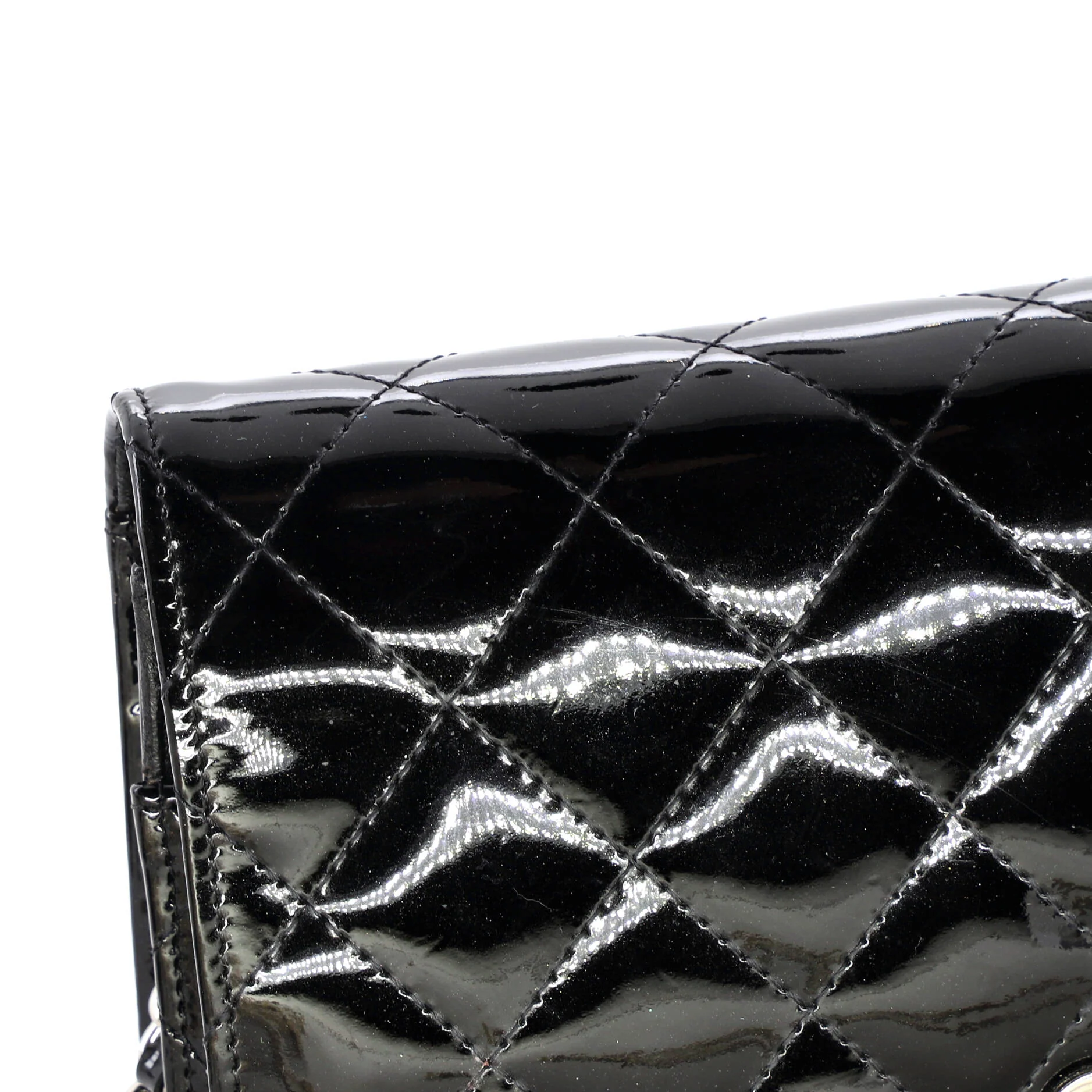 Wallet on Chain Quilted Patent - Image 6