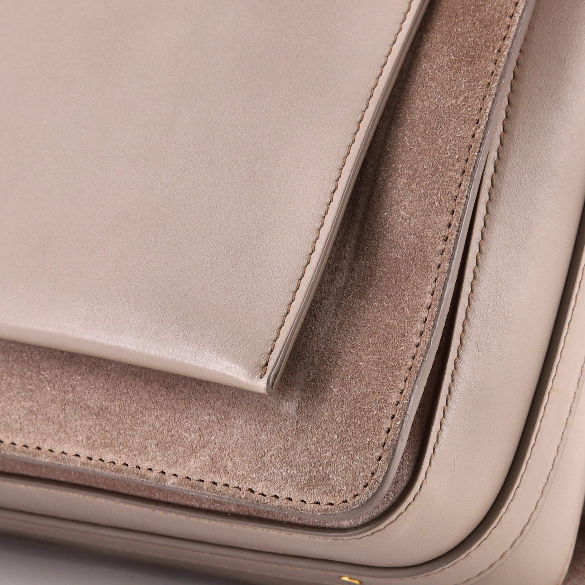 Roy Shoulder Bag Leather Medium - Image 6