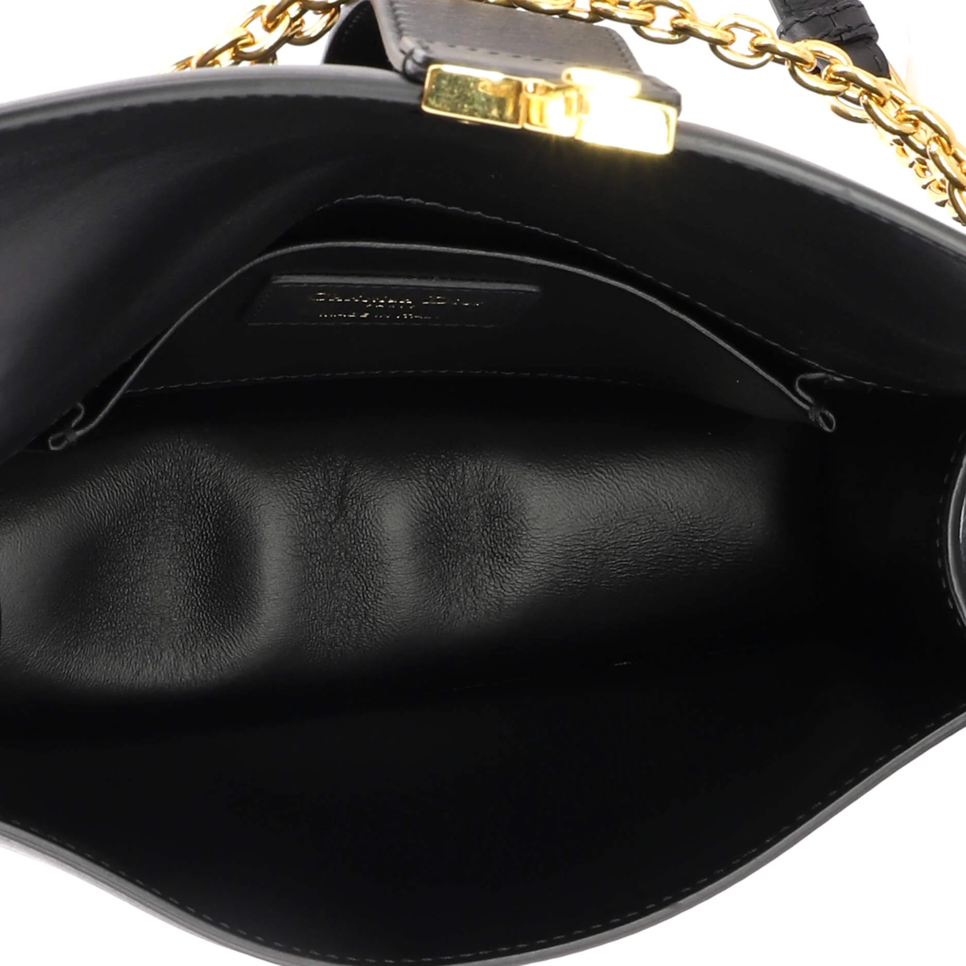 30 Montaigne Chain Flap Bag Leather East West - Image 5