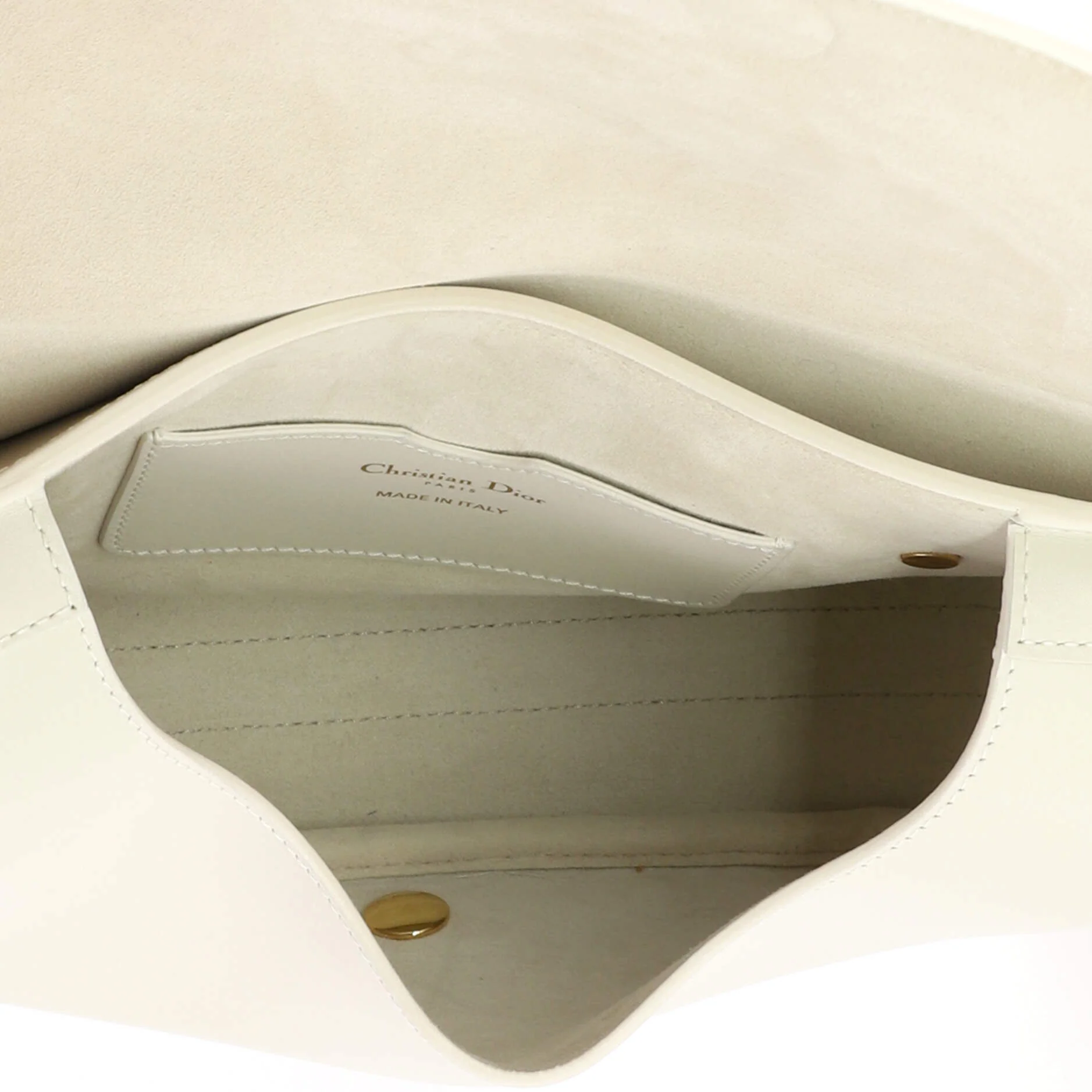 Bobby Flap Bag Leather Medium - Image 5