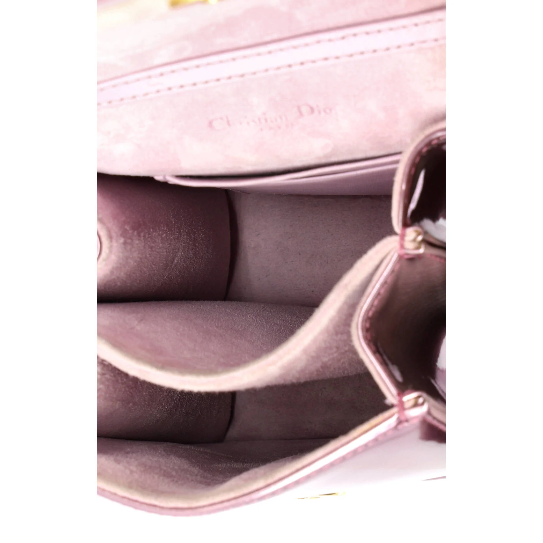 Diorama Vertical Clutch on Chain Studded Patent - Image 5