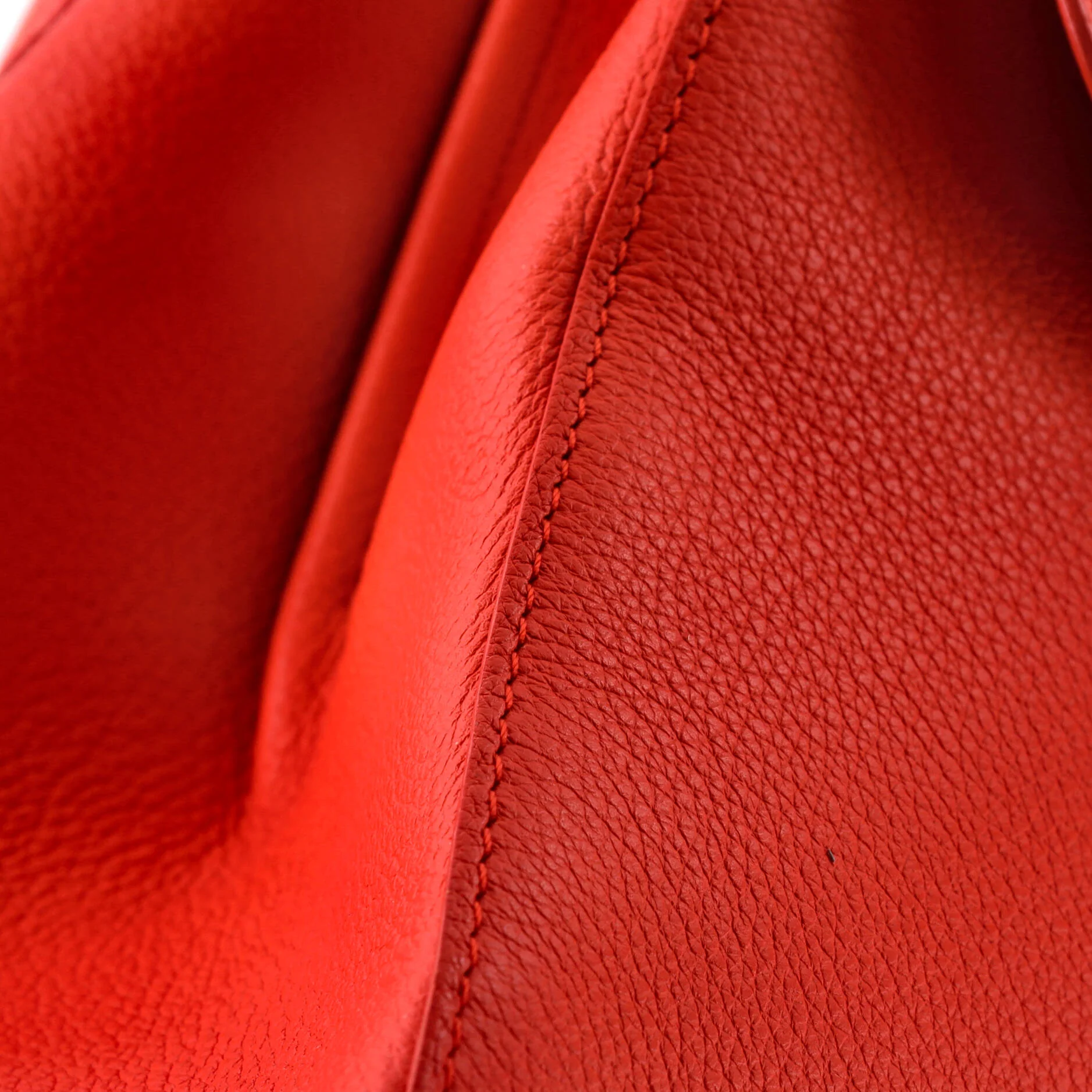 Brillant Top Handle Bag Leather MM - Image 6