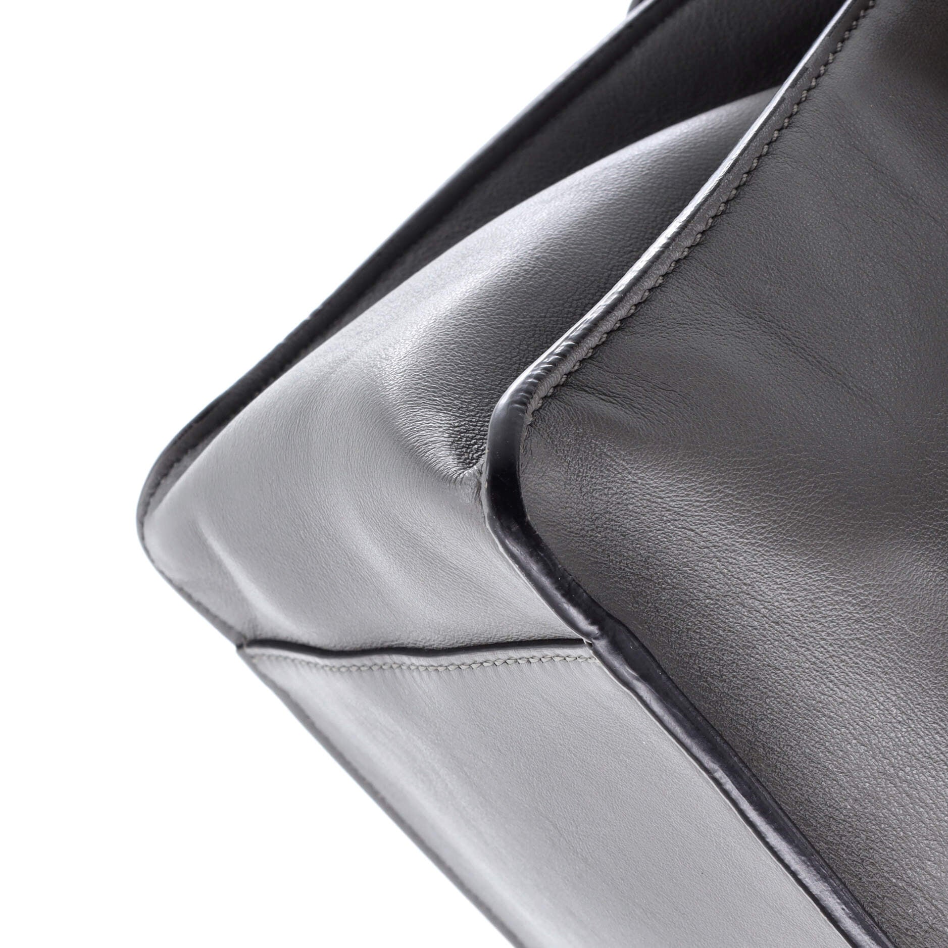 Flip Tote Leather Regular - Image 6