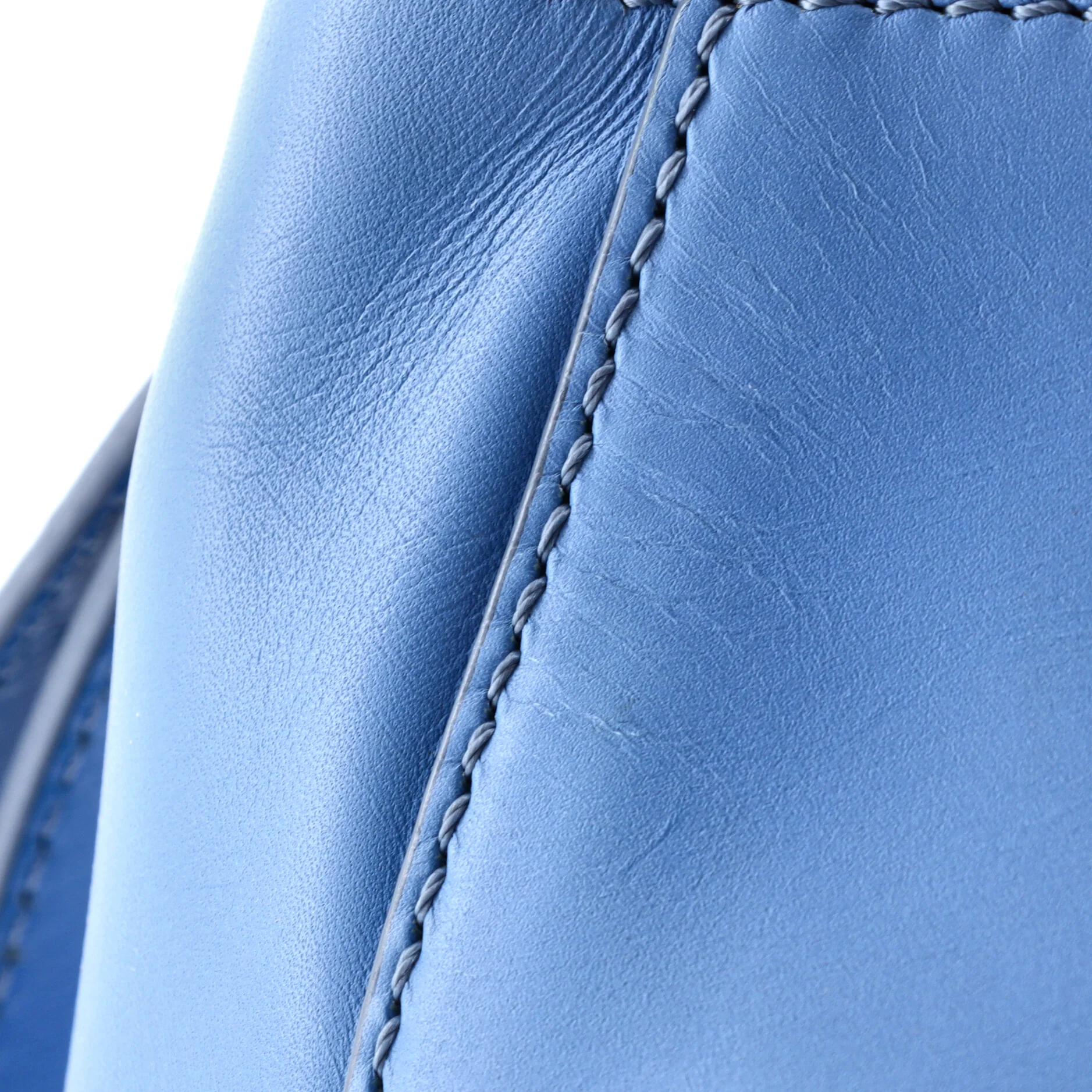 Peekaboo Bag Soft Leather Regular - Image 8