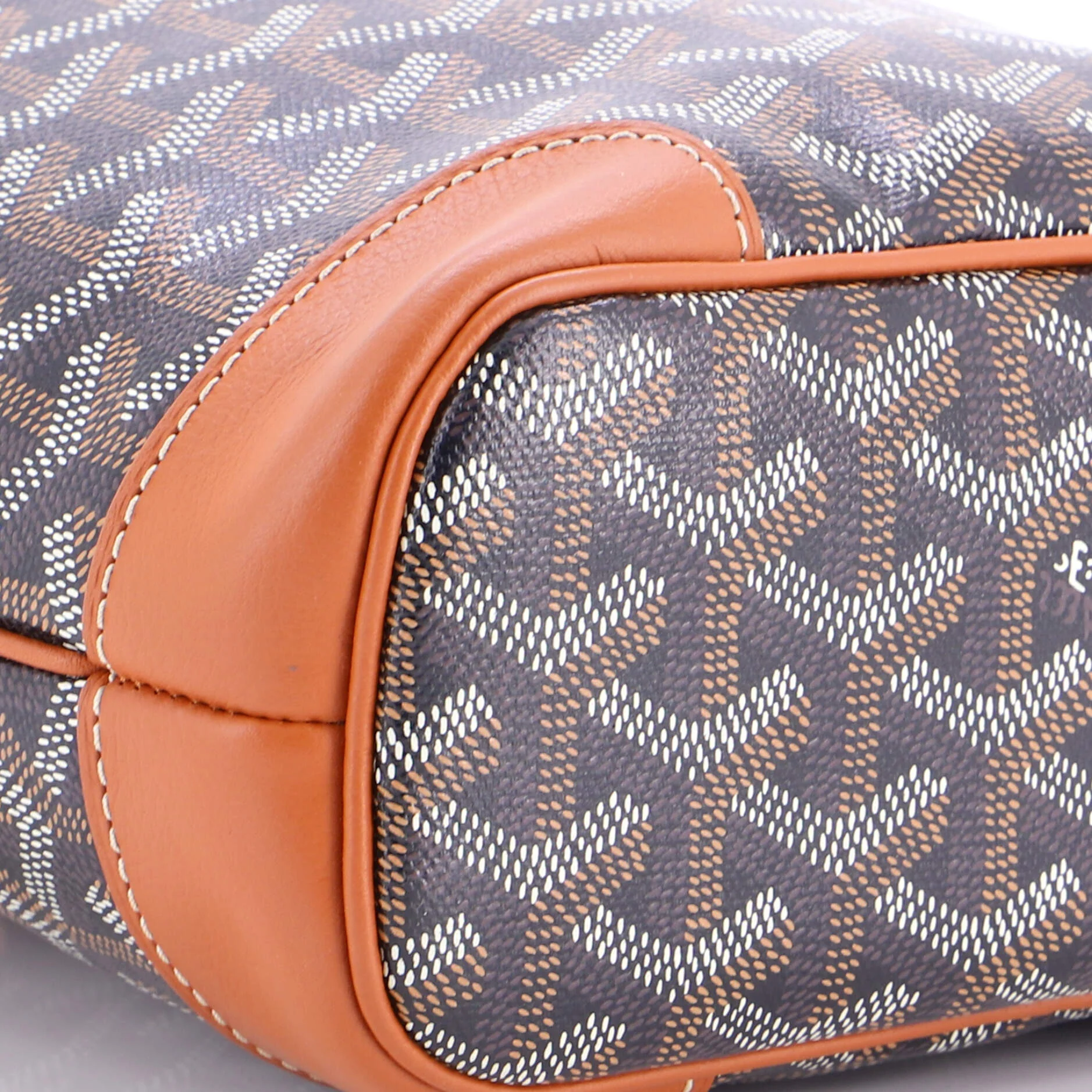 Beluga Bag Coated Canvas Mini - Image 6