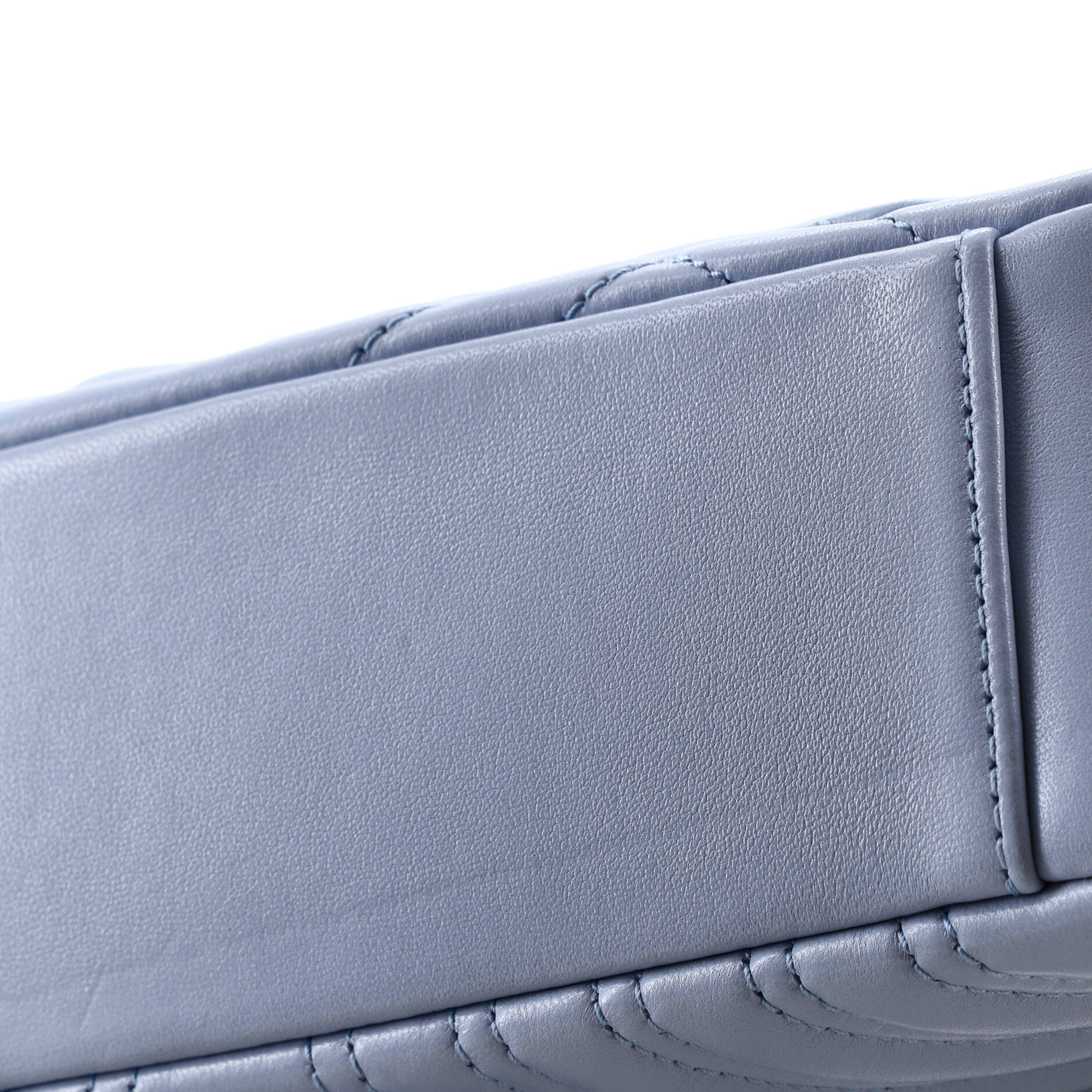 GG Marmont Flap Bag Matelasse Leather Medium - Image 7