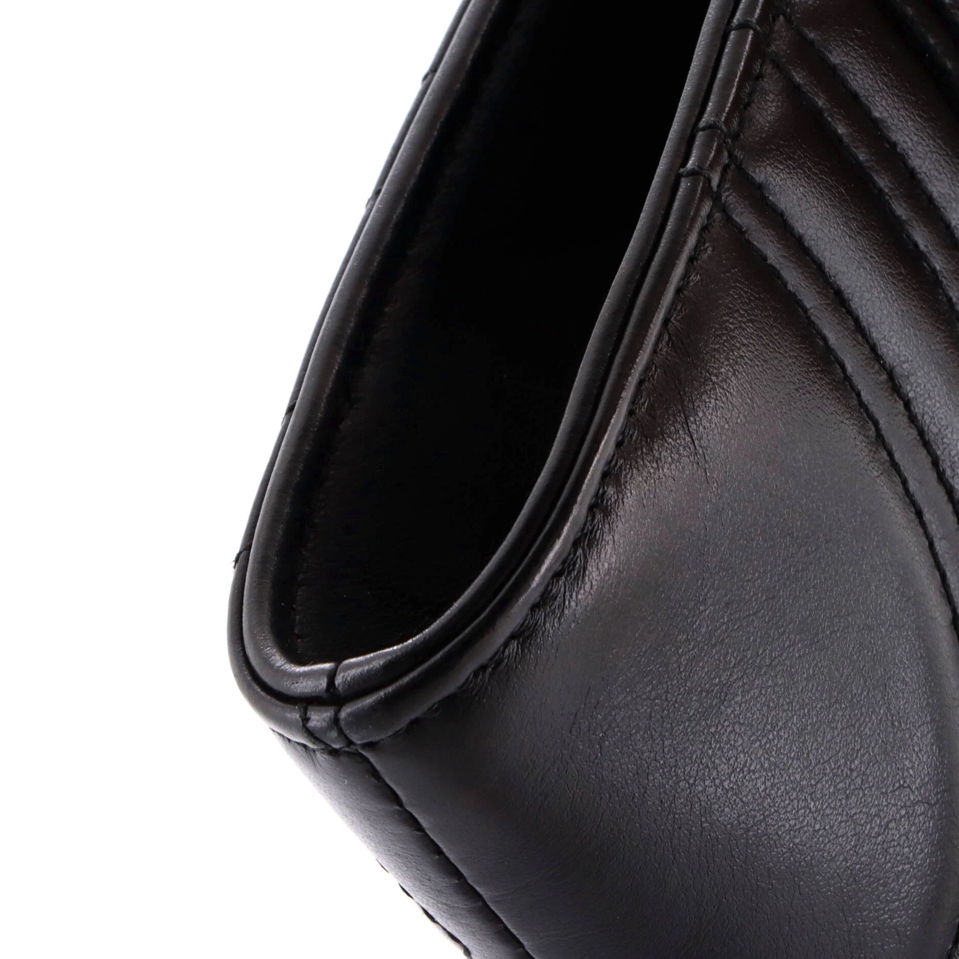 GG Marmont Flap Clutch Matelasse Leather - Image 6