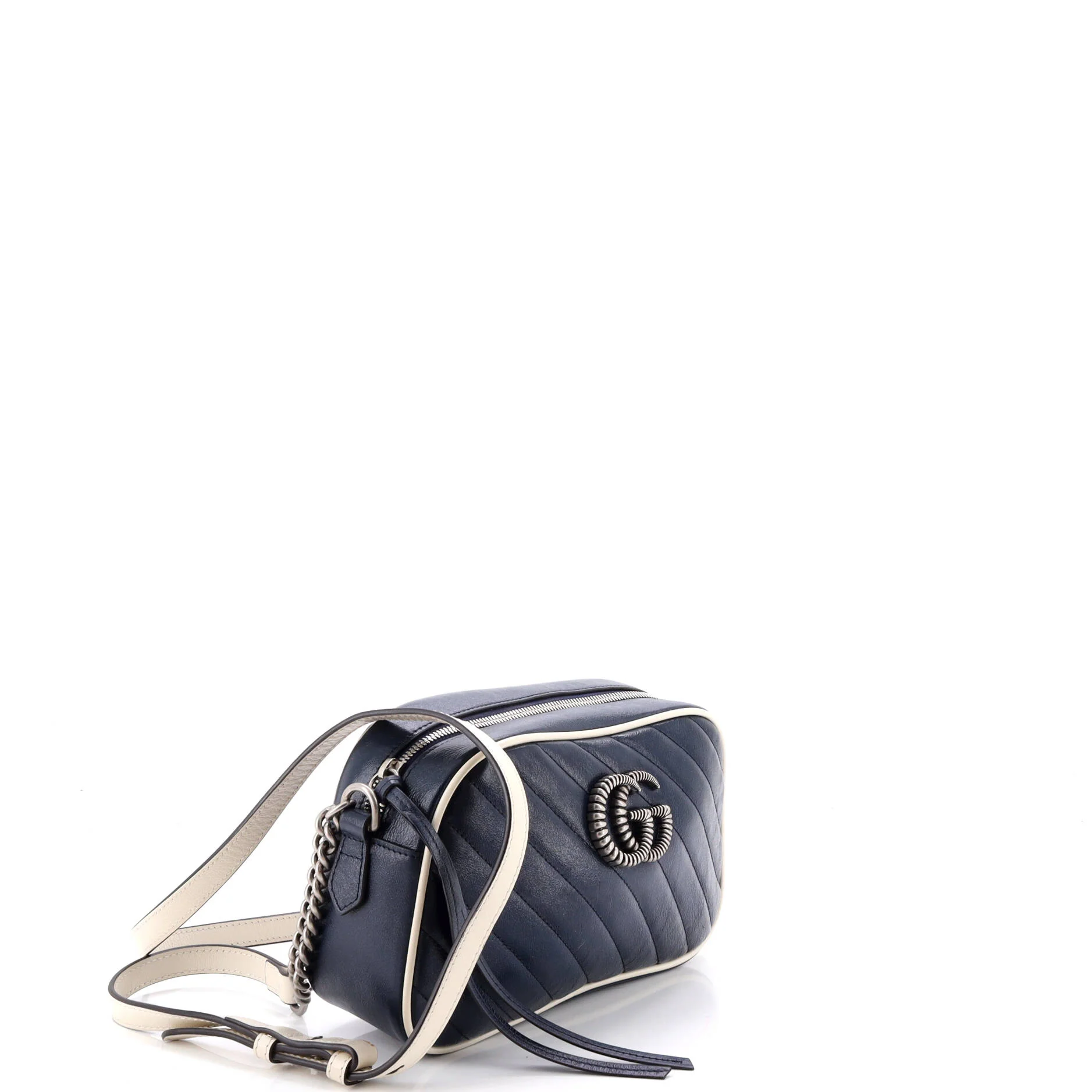 GG Marmont Shoulder Bag Diagonal Quilted Leather Small - Image 2