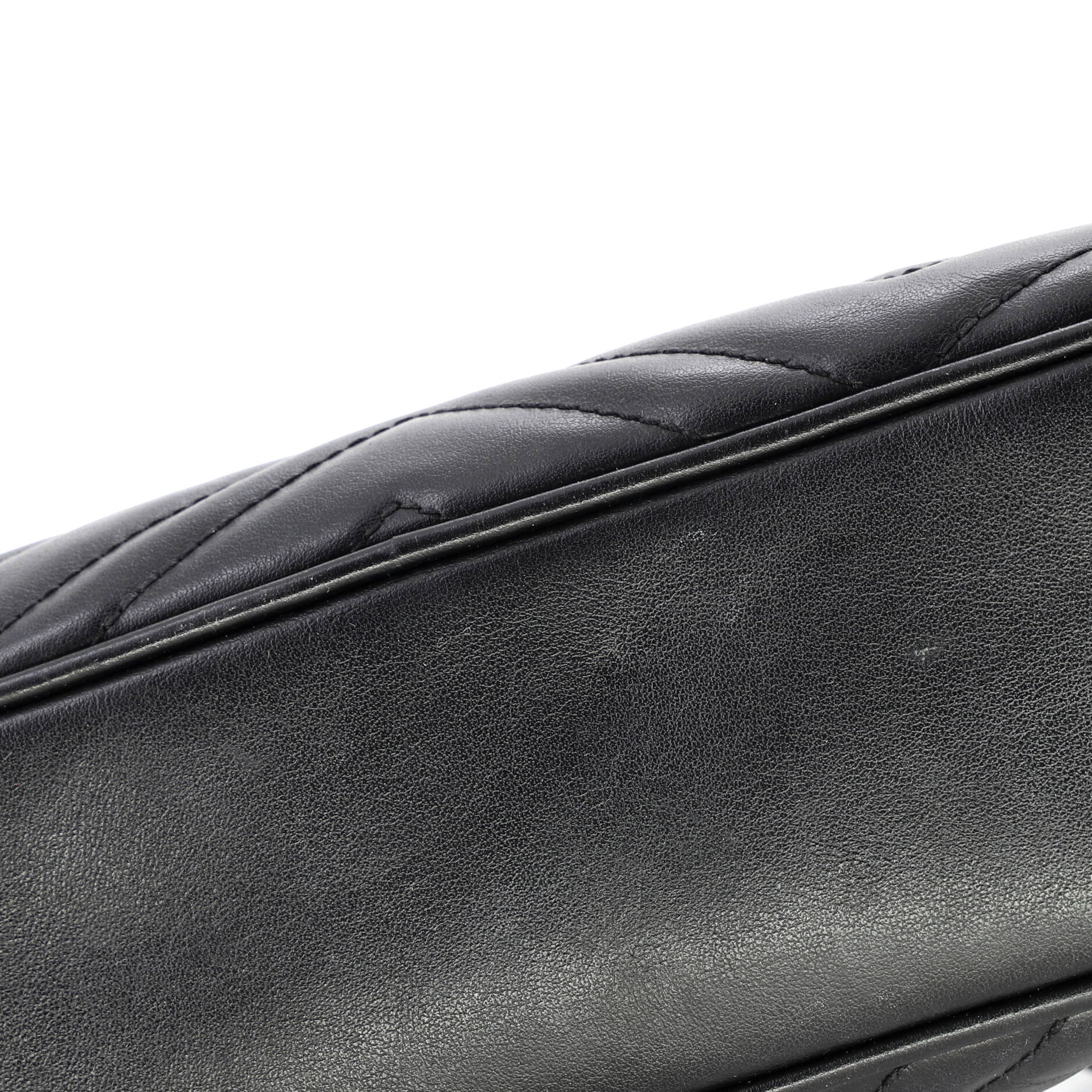 GG Marmont Shoulder Bag Matelasse Leather Small - Image 7