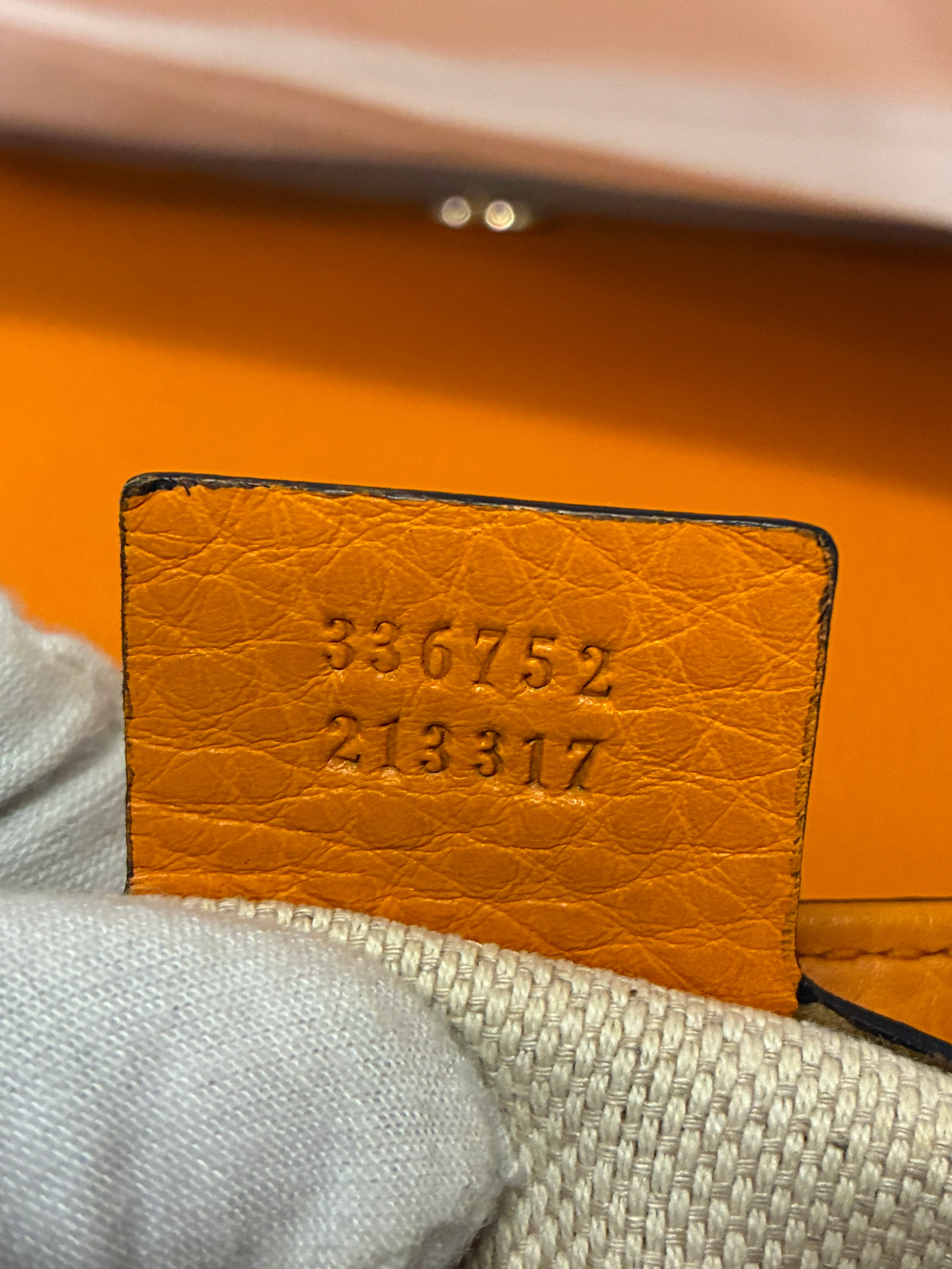 Soho Chain Crossbody Bag Leather Medium - Image 7