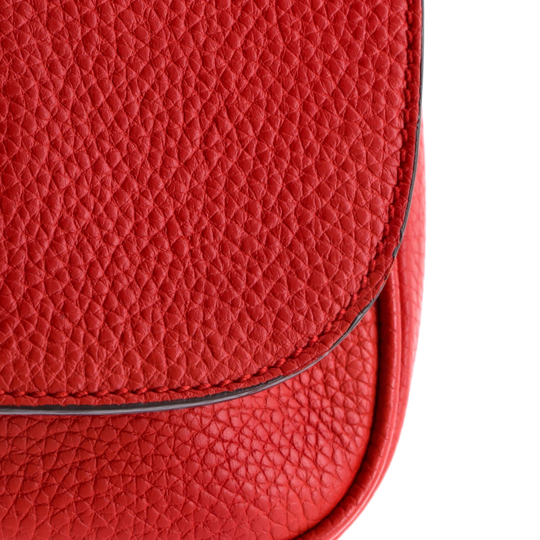 Soho Chain Crossbody Bag Leather Medium - Image 7