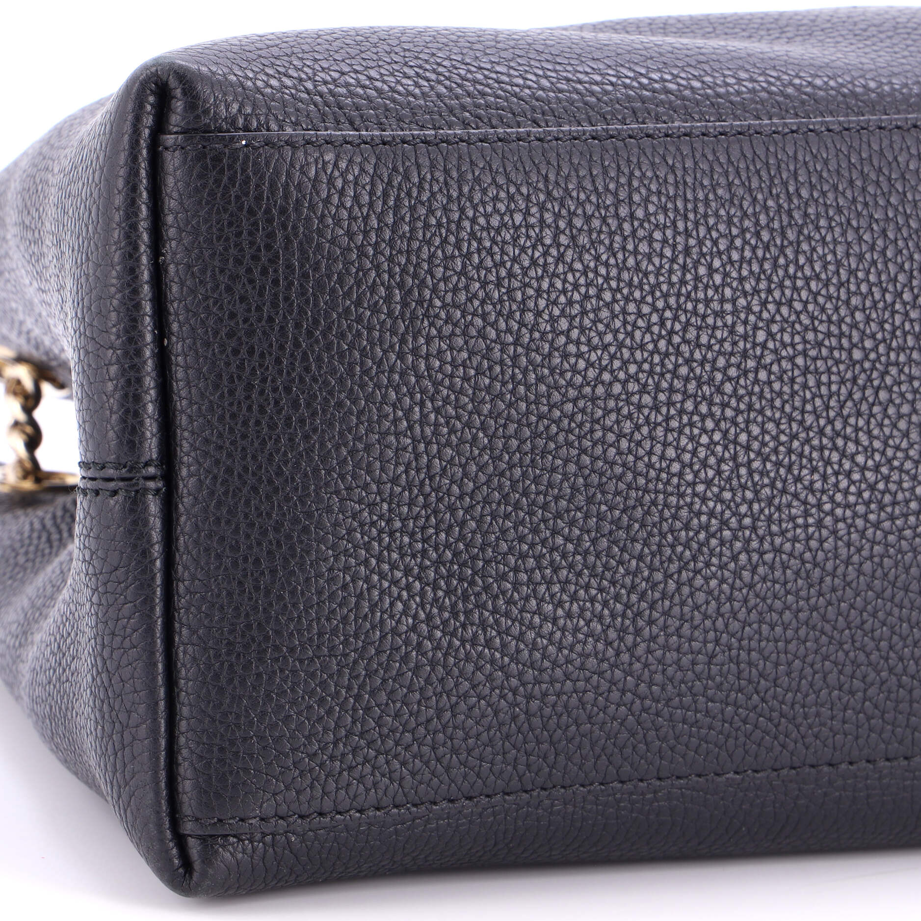 Soho Chain Strap Shoulder Bag Leather Medium - Image 6