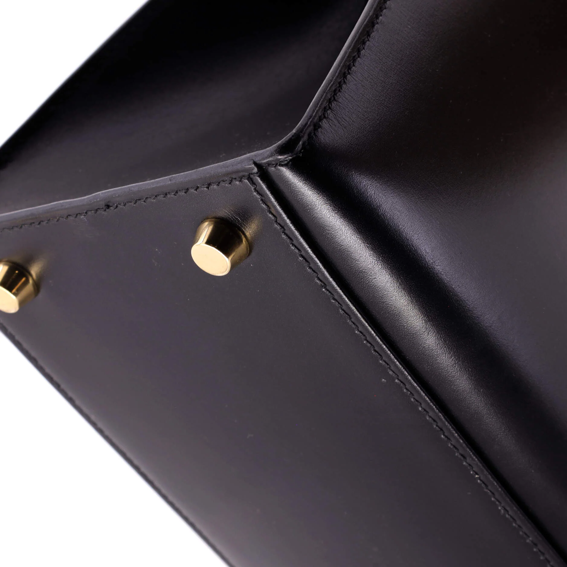 Kelly Handbag Noir Box Calf with Gold Hardware 32 - Image 7