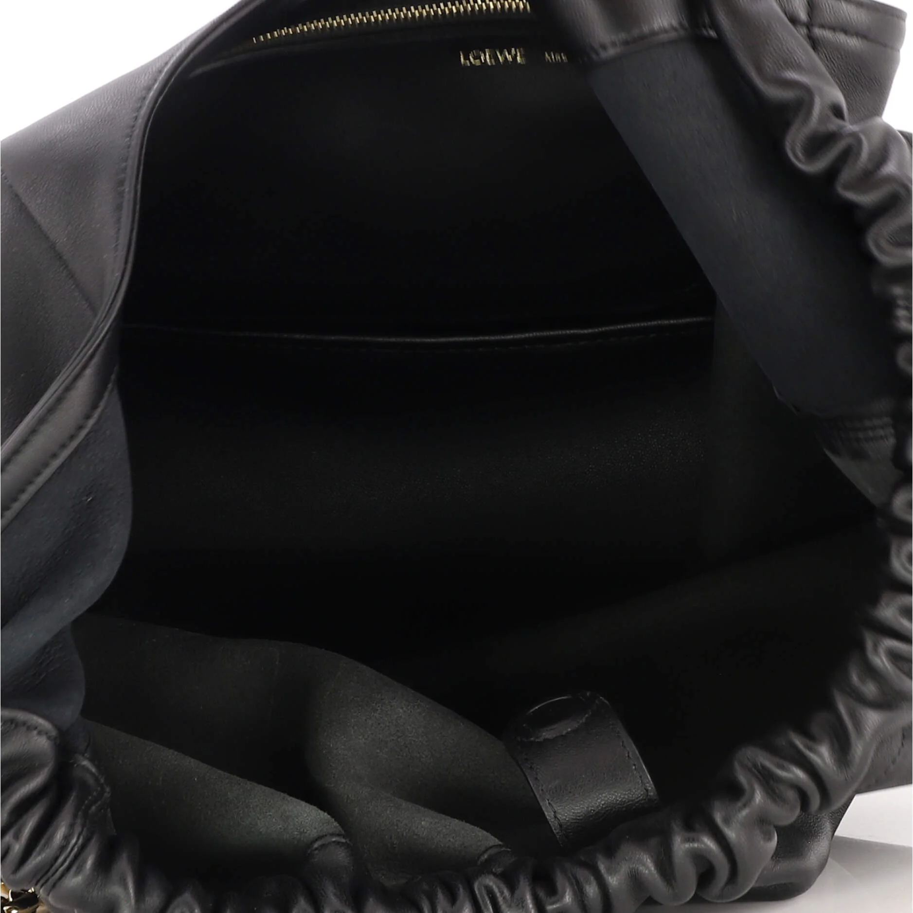 Squeeze Hobo Bag Leather Small - Image 5