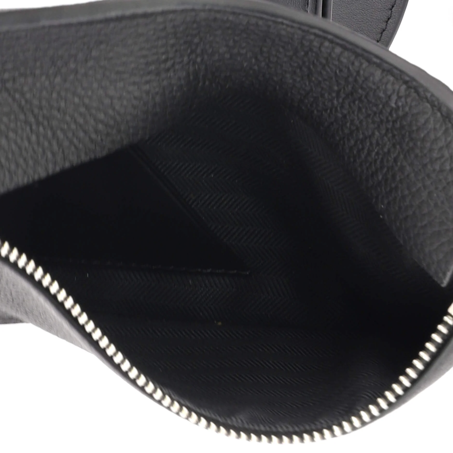 Vertical T Pocket Body Bag Leather - Image 5