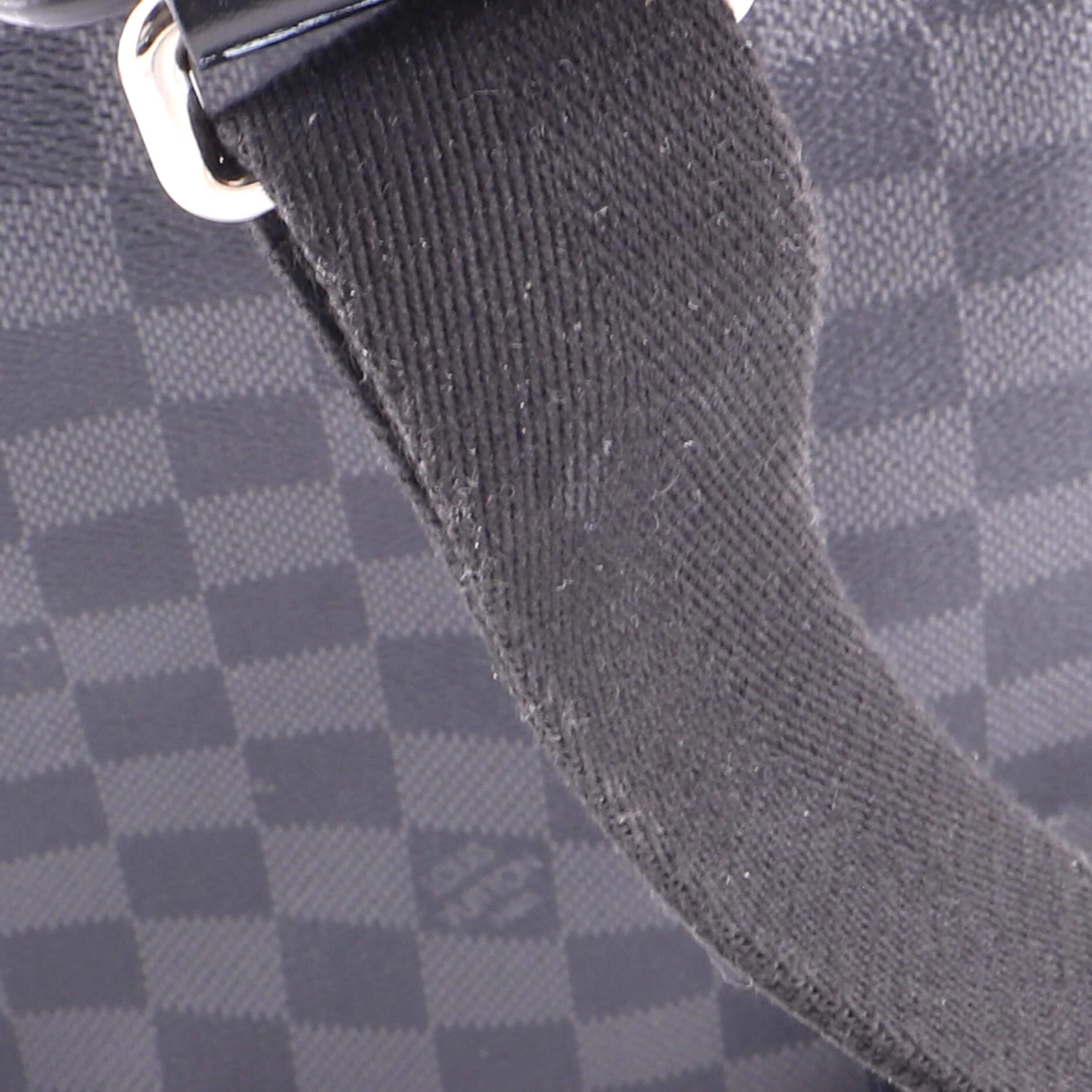 Avenue Sling Bag Damier Graphite - Image 7