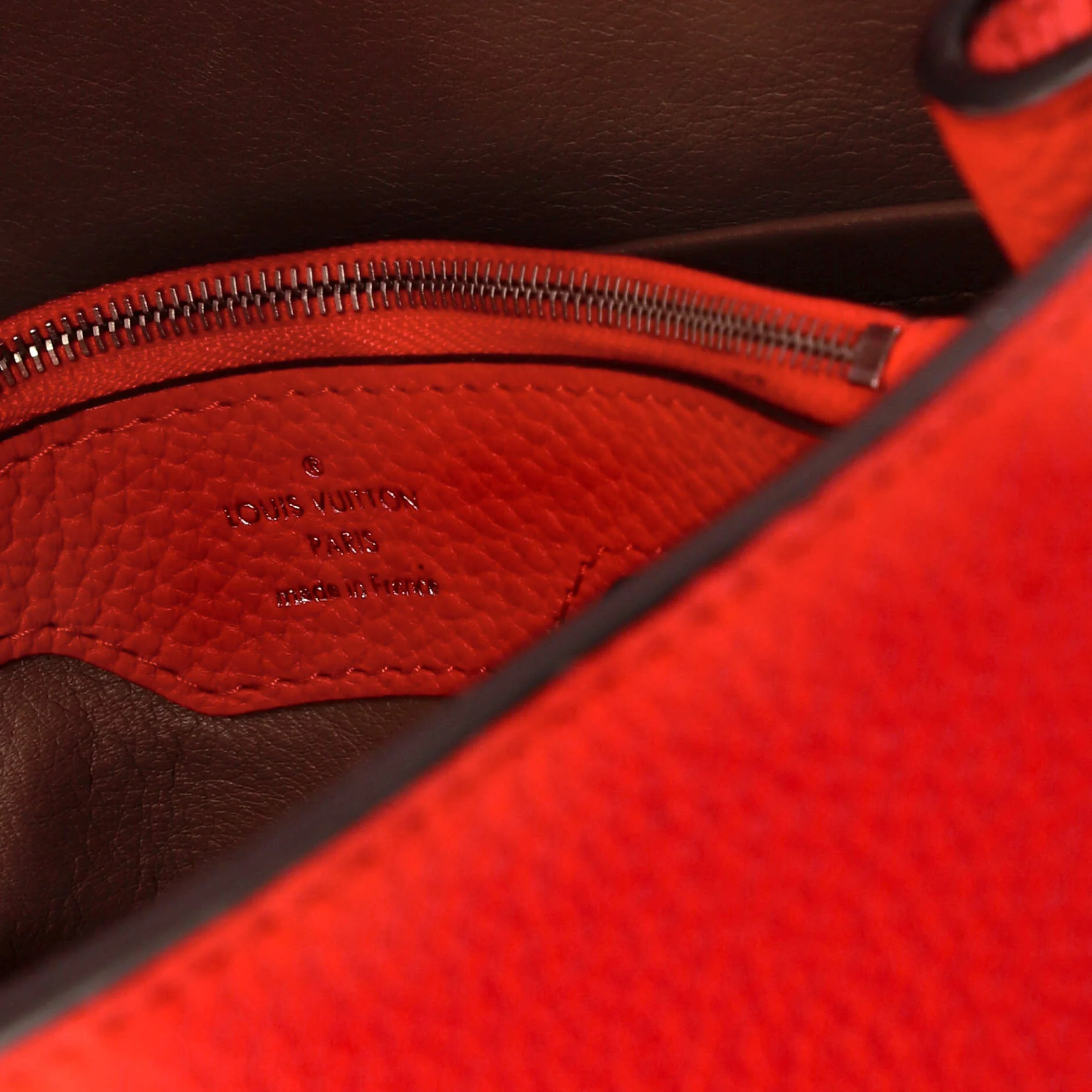 Capucines Bag Leather GM - Image 8