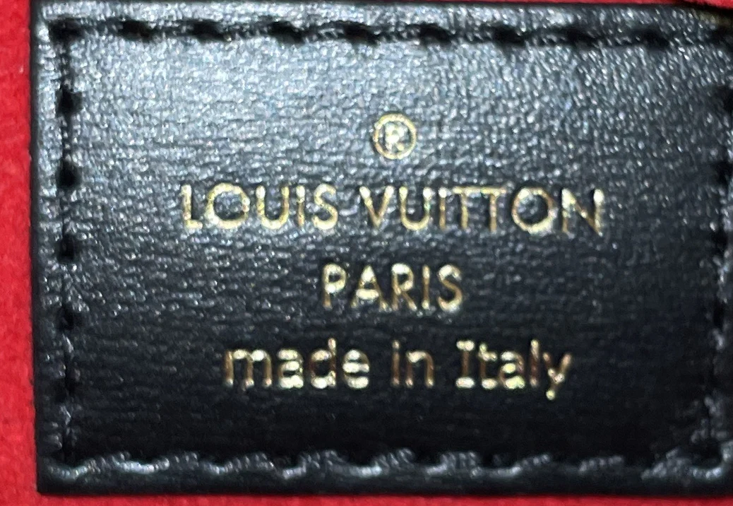 Coeur Handbag Limited Edition Fall in Love Monogram Canvas - Image 6