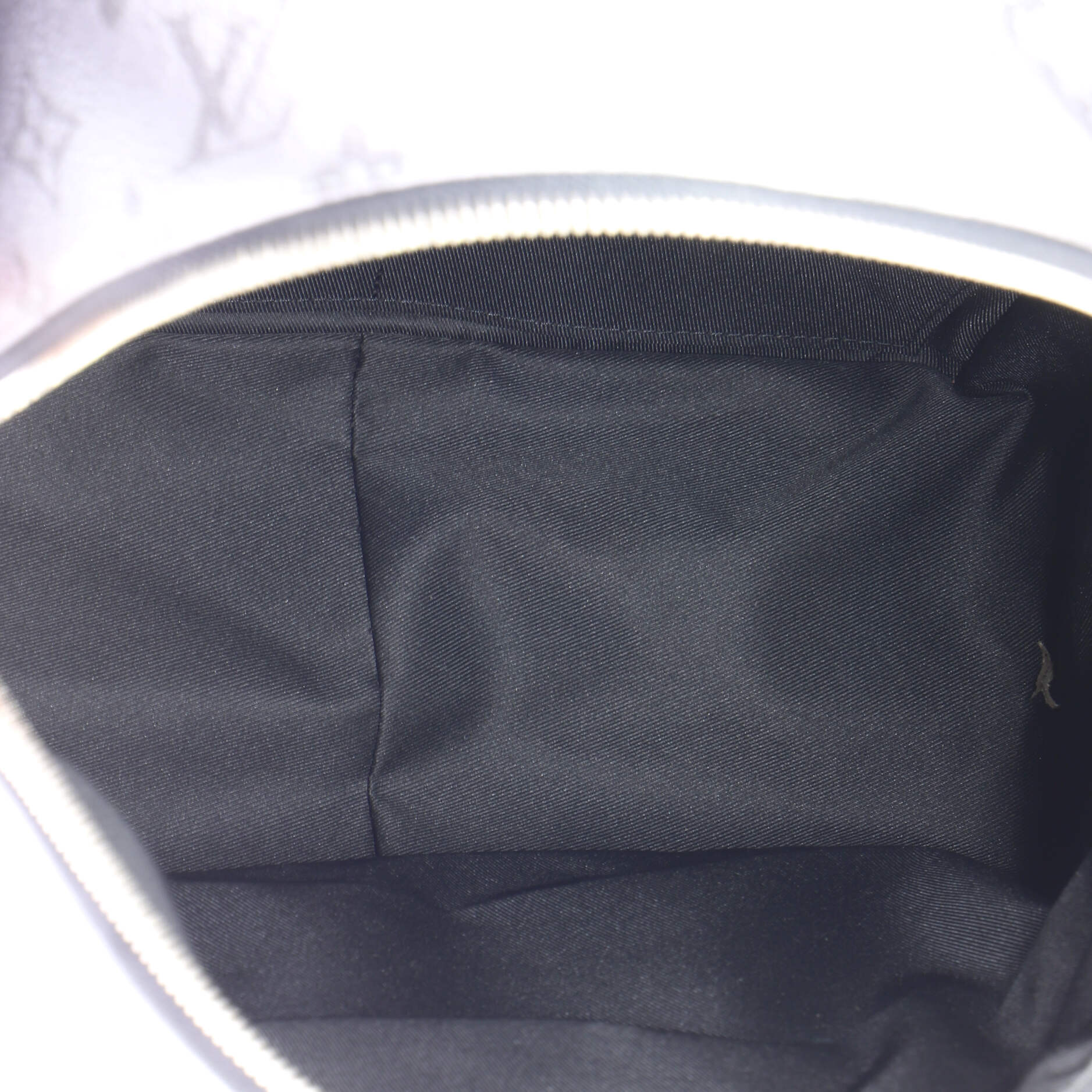 Discovery Backpack Monogram Taigarama PM - Image 5