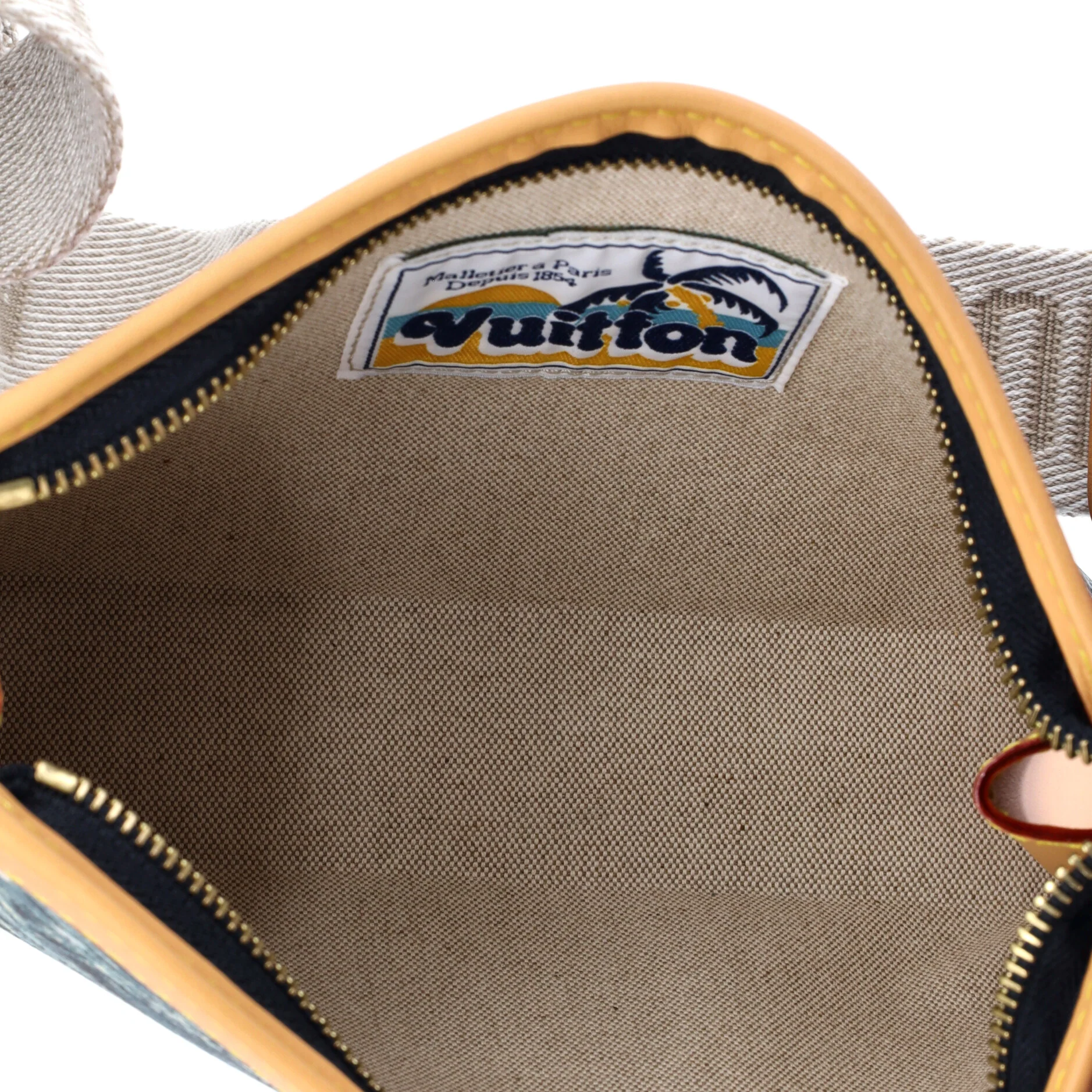 Gaston Wearable Wallet Limited Edition Monogram Surfin' Canvas - Image 5