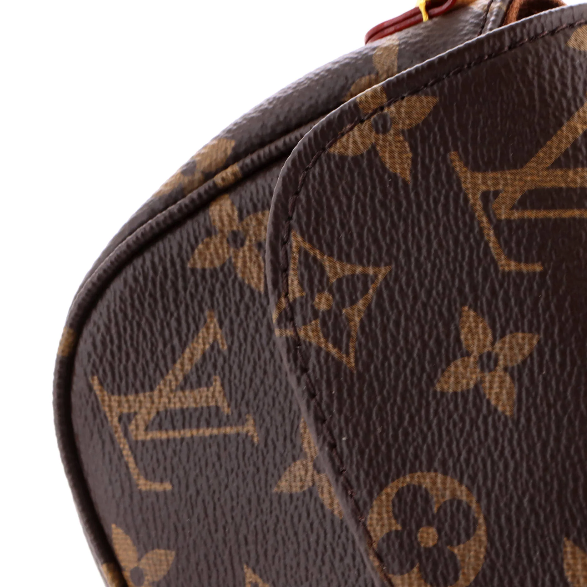 Ivy Wallet on Chain Monogram Canvas - Image 6