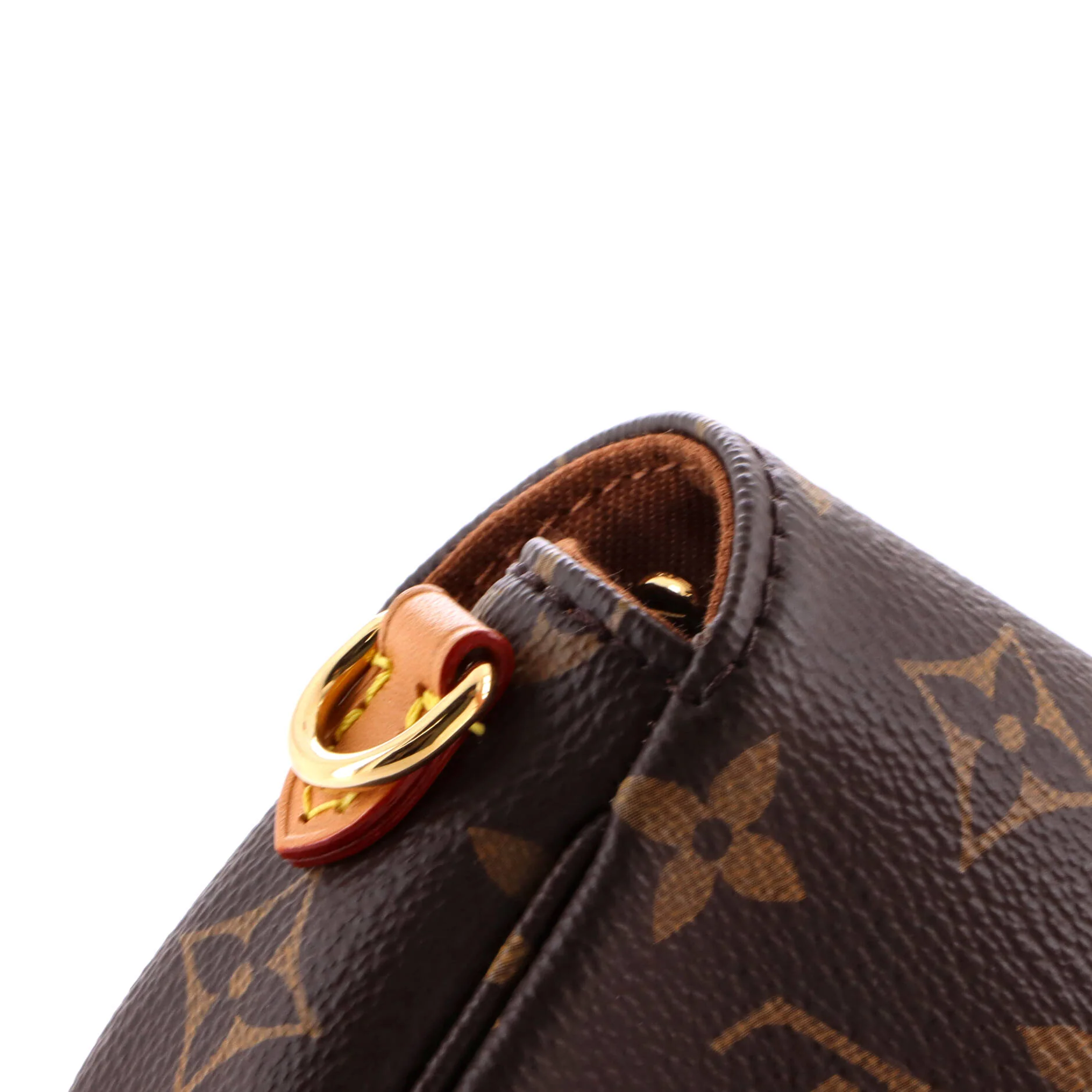 Ivy Wallet on Chain Monogram Canvas - Image 7